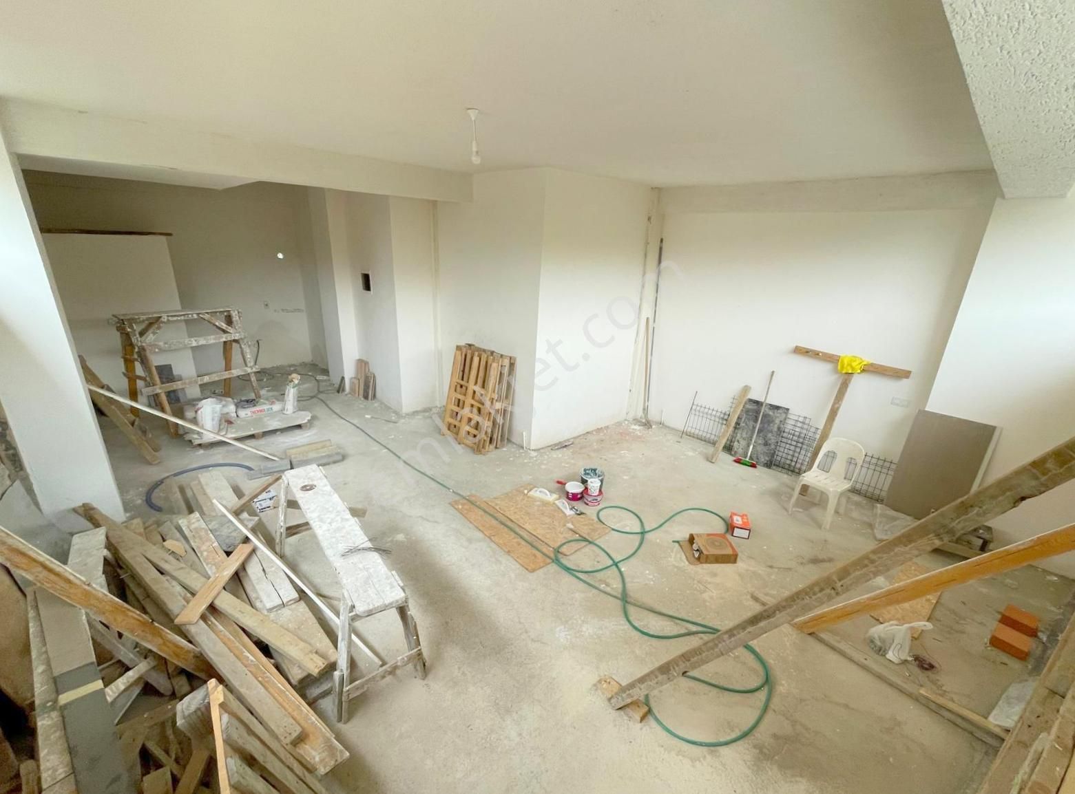 Mertcan Emlak'tan Caddeye 1dk Giriş Kat Dükkan - Görsel 3