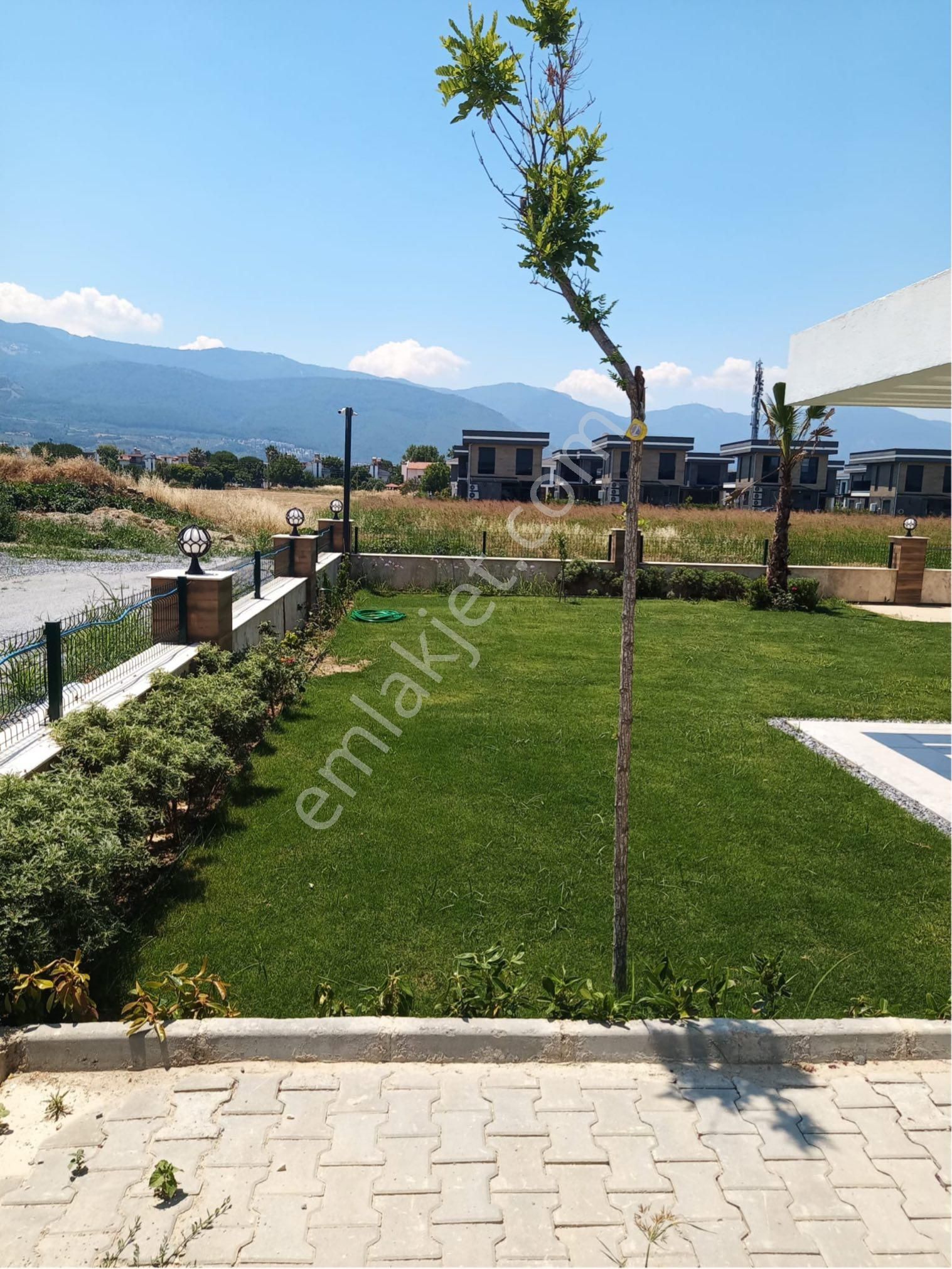 Davutlar'da Denize 650 Metre Mesafede 4+1 Satılık Villa - Görsel 20