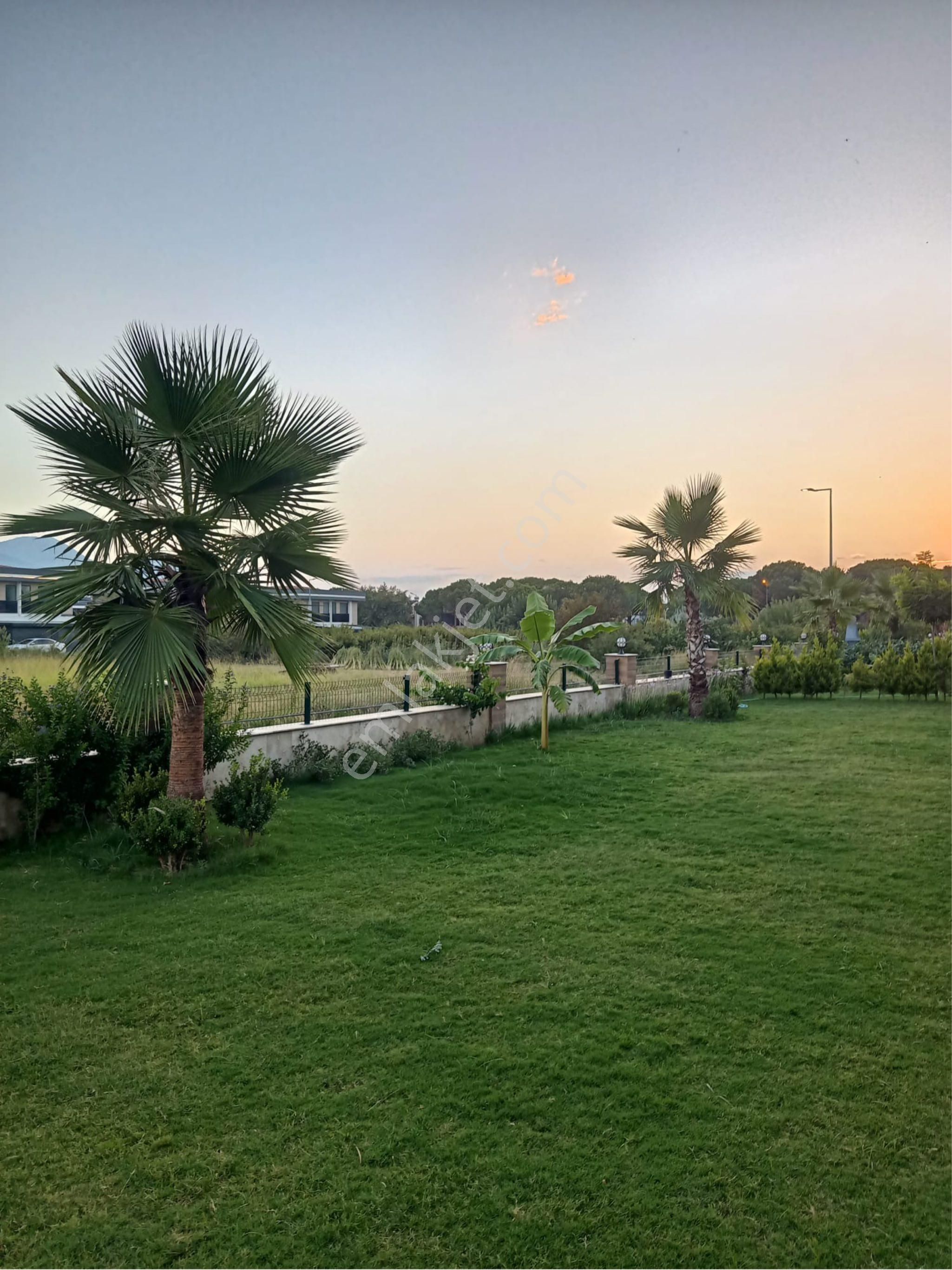 Davutlar'da Denize 650 Metre Mesafede 4+1 Satılık Villa - Görsel 21