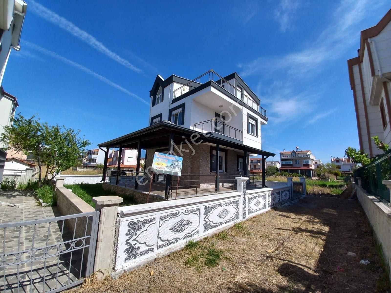 Taş Emlak'tan Altınova Sahilde 5+1 Sıfır Tripleks - Görsel 6