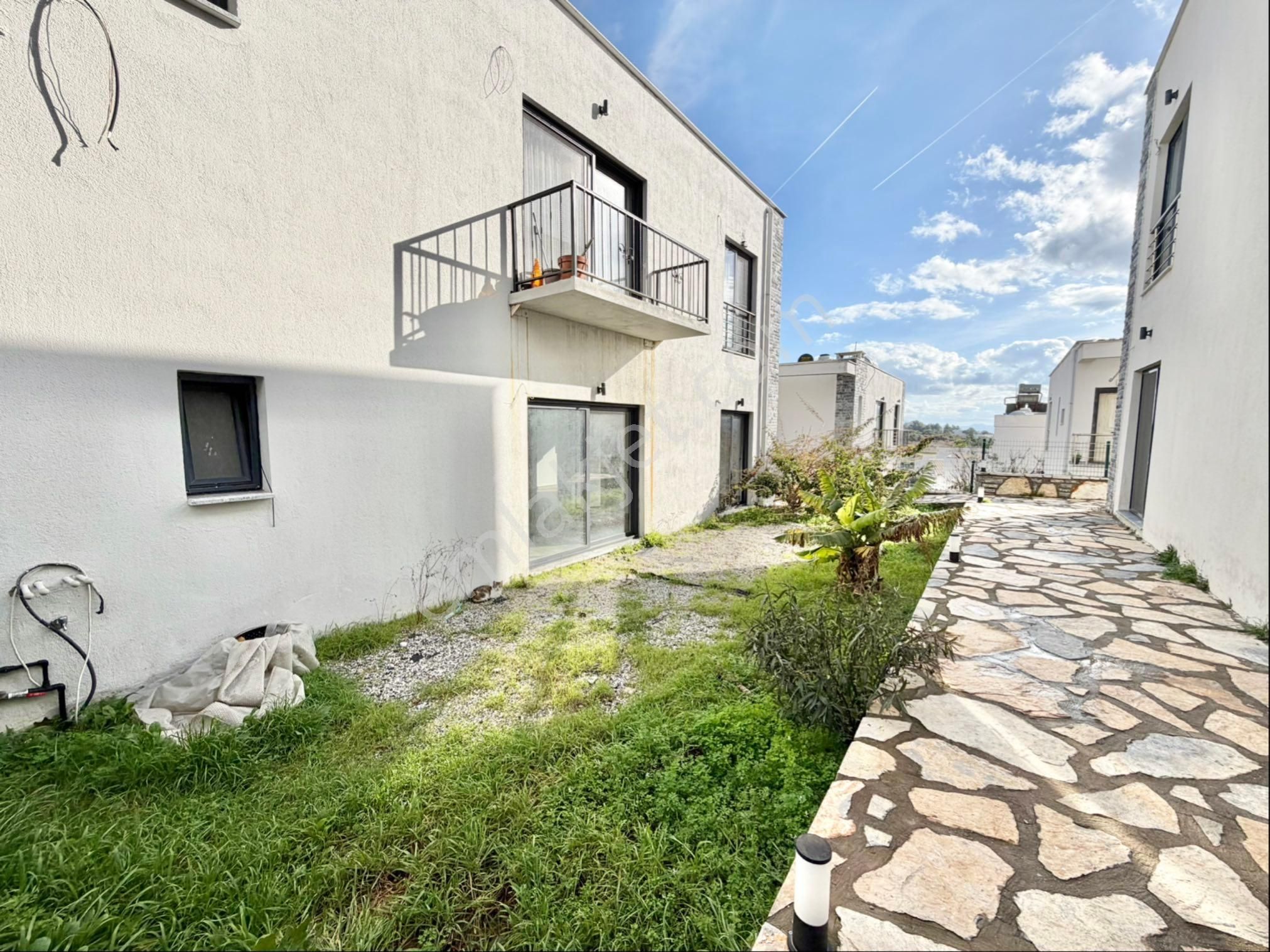 Bodrum Konacık’ta 2 Adet 2+1 Bahçe Katı Daire - Görsel 9