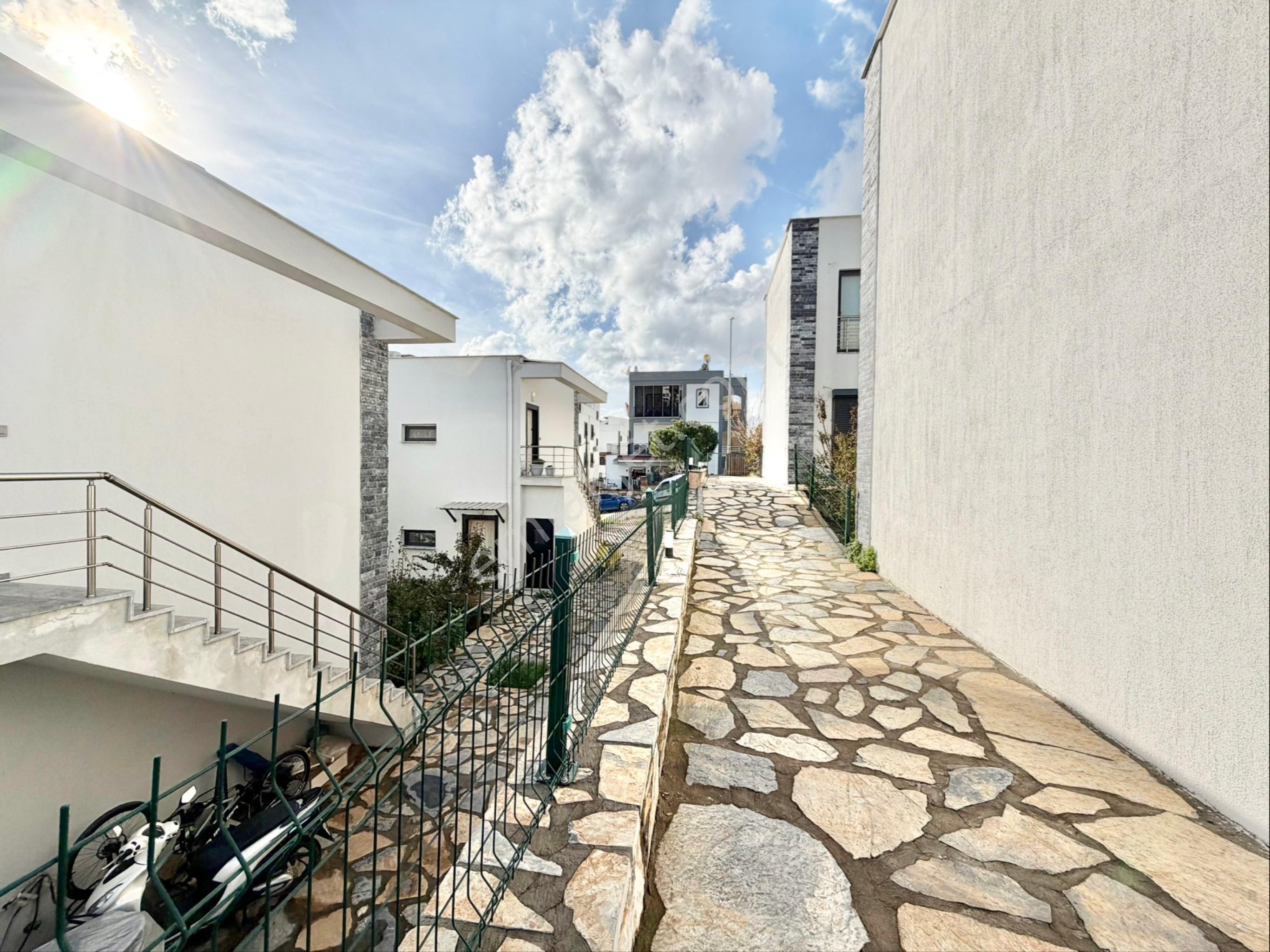 Bodrum Konacık’ta 2 Adet 2+1 Bahçe Katı Daire - Görsel 8