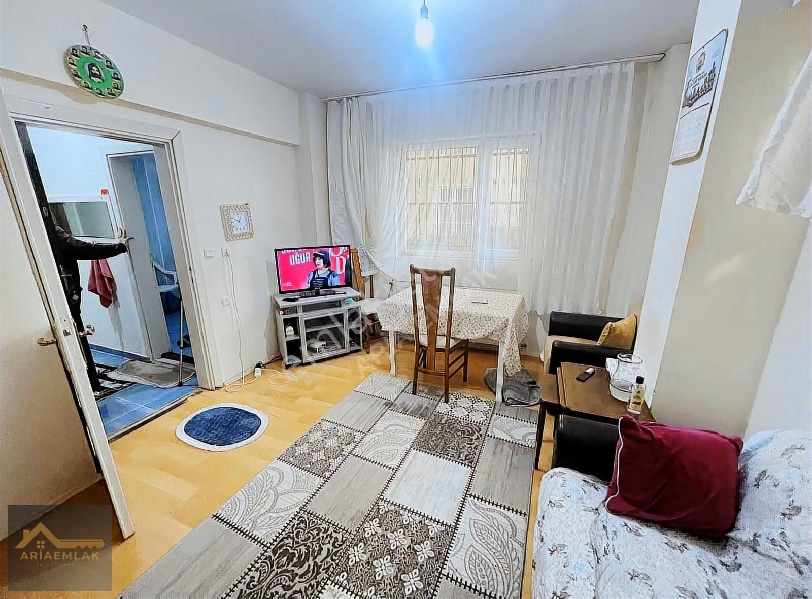 Aria Emlak'dan Satılık 1+1 Kot 1 Daire