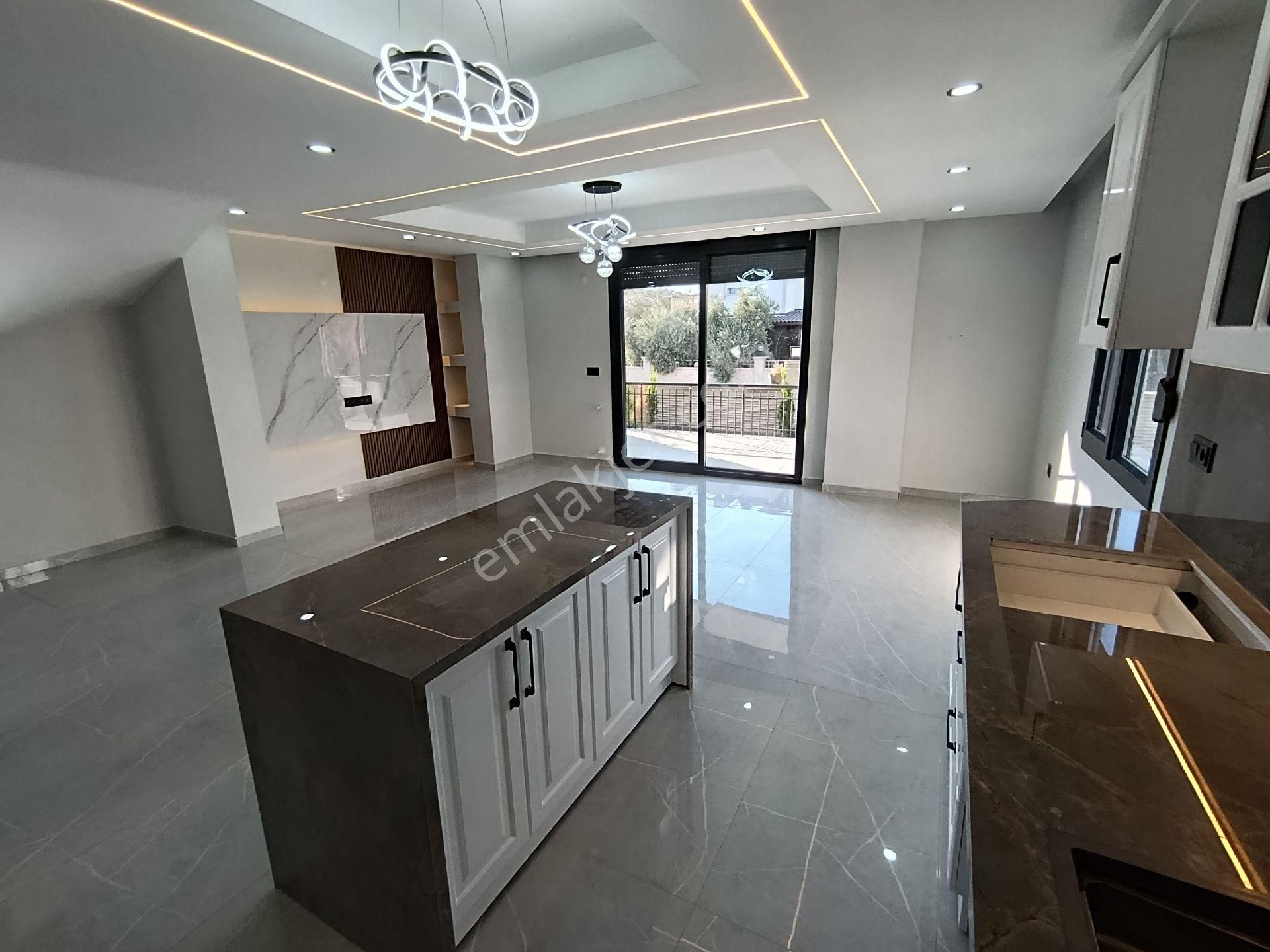 Taş Emlak'tan Plaja Yakın Site İçinde Oturuma Hazır Yazlıklar - Görsel 20