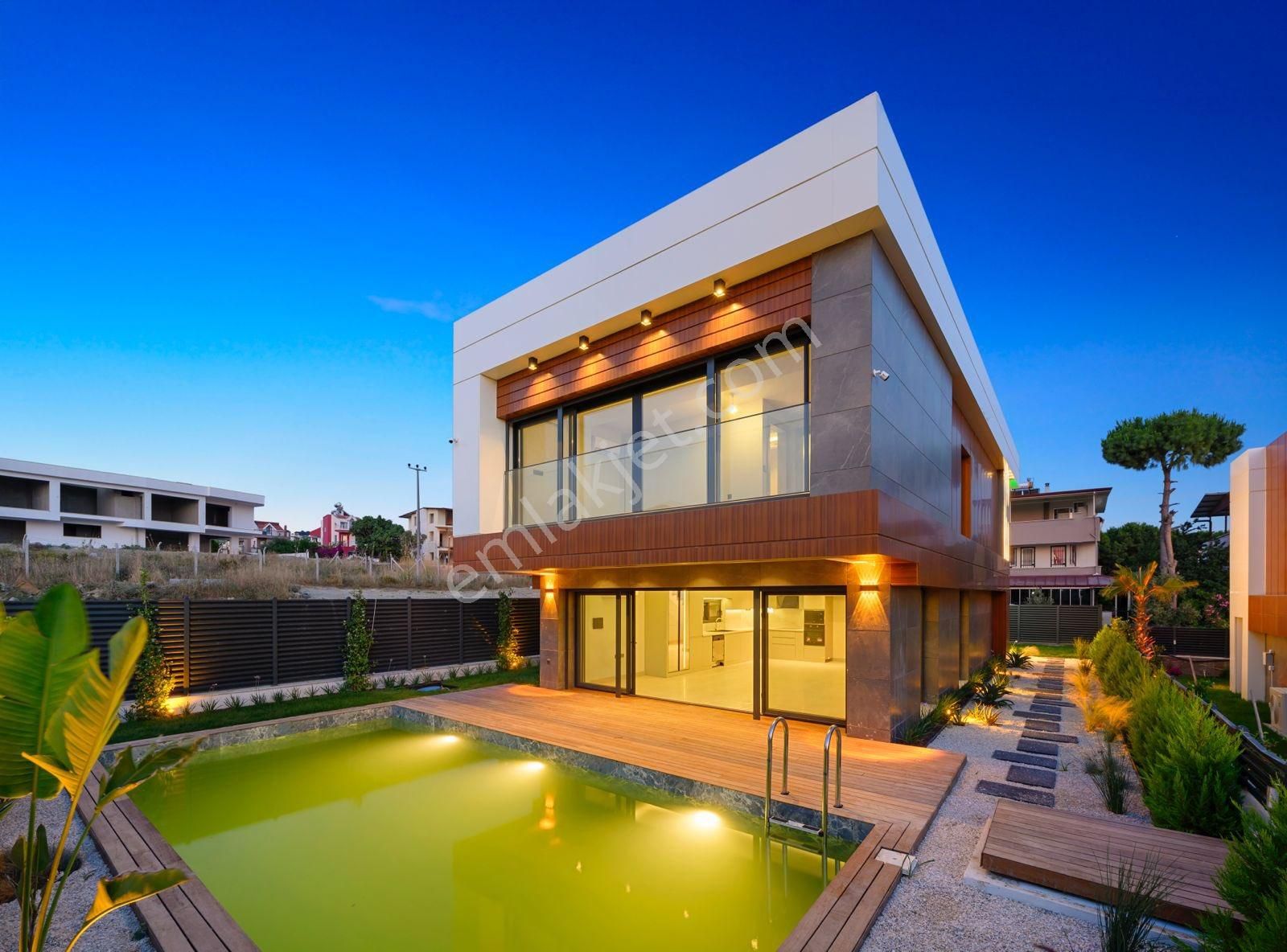 Soğucak'ta Deniz Manzaralı 4+1 Müstakil Lüx Satılık Villa - Görsel 32