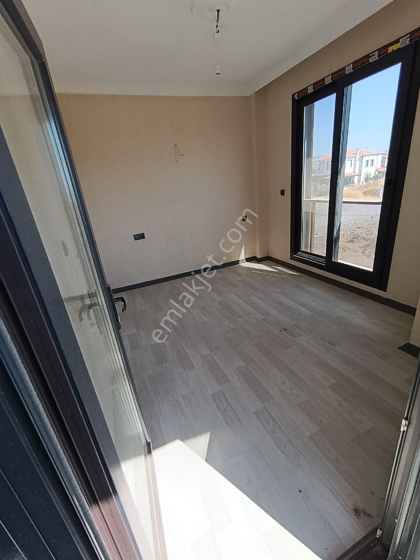 Taş Emlak'tan Altınovada 3+1 Sıfır Villa - Görsel 20