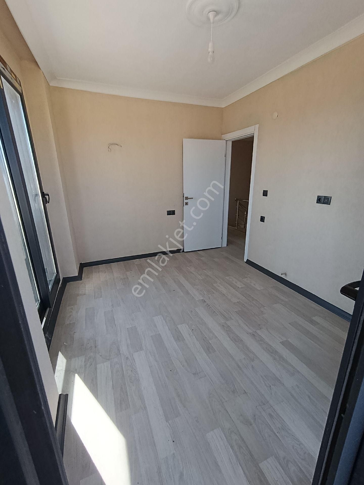 Taş Emlak'tan Altınovada 3+1 Sıfır Villa - Görsel 30