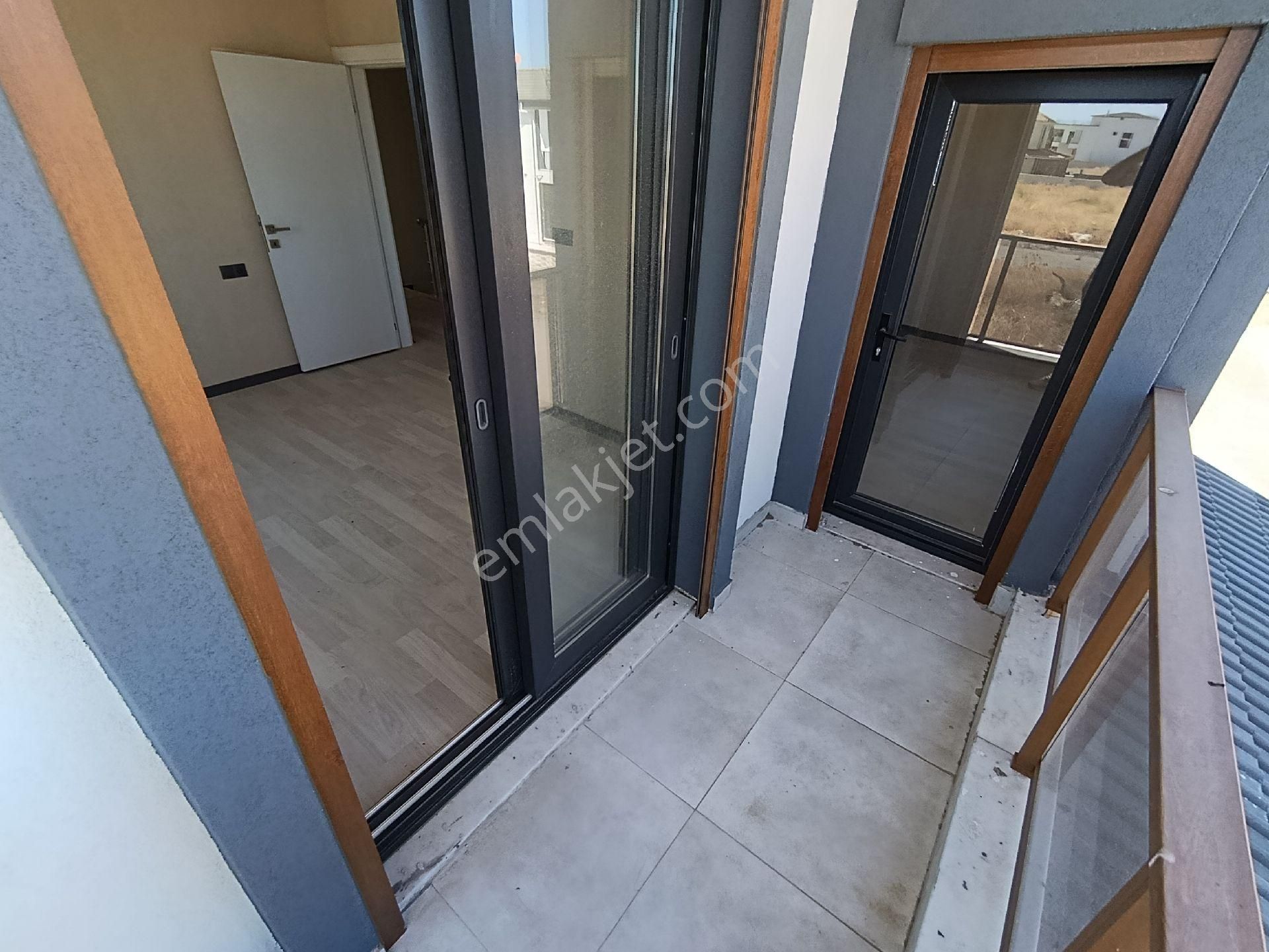 Taş Emlak'tan Altınovada 3+1 Sıfır Villa - Görsel 31