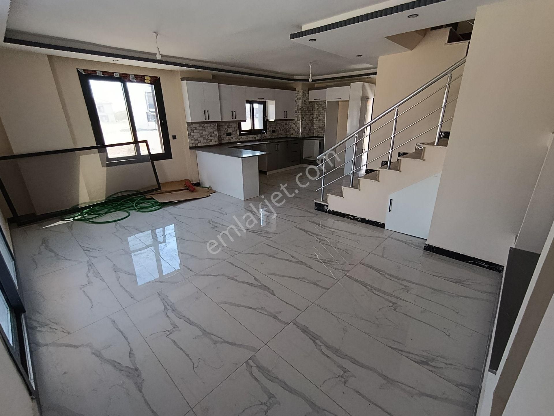 Taş Emlak'tan Altınovada 3+1 Sıfır Villa - Görsel 9