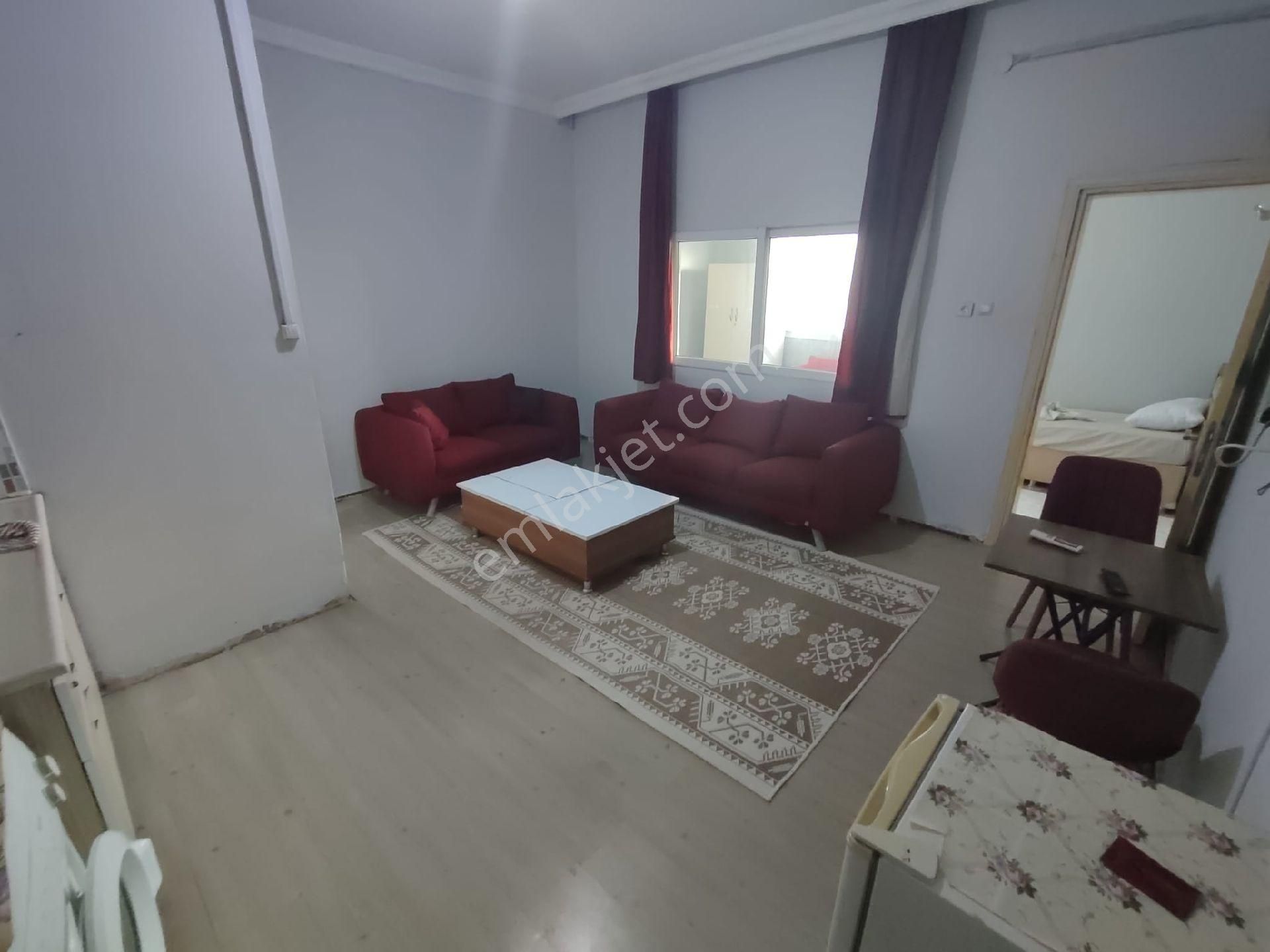 Beyaz Evler Mahallesi Eşyalı Geniş Oturumlu 1+1 - Görsel 2