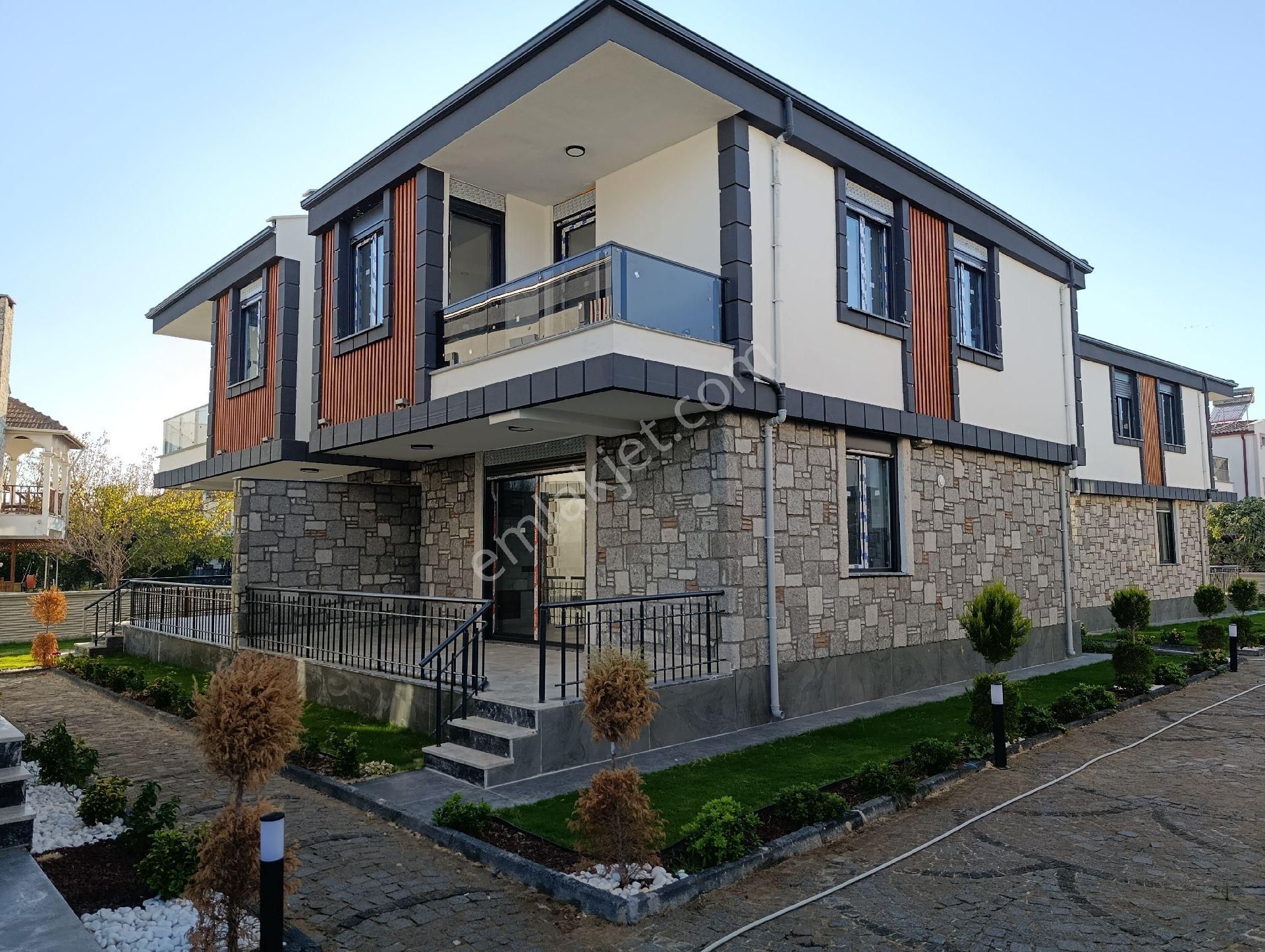 Taş Emlak'tan Plaja Yürüme Mesafesinde 3+1 Sıfır Villa - Görsel 10