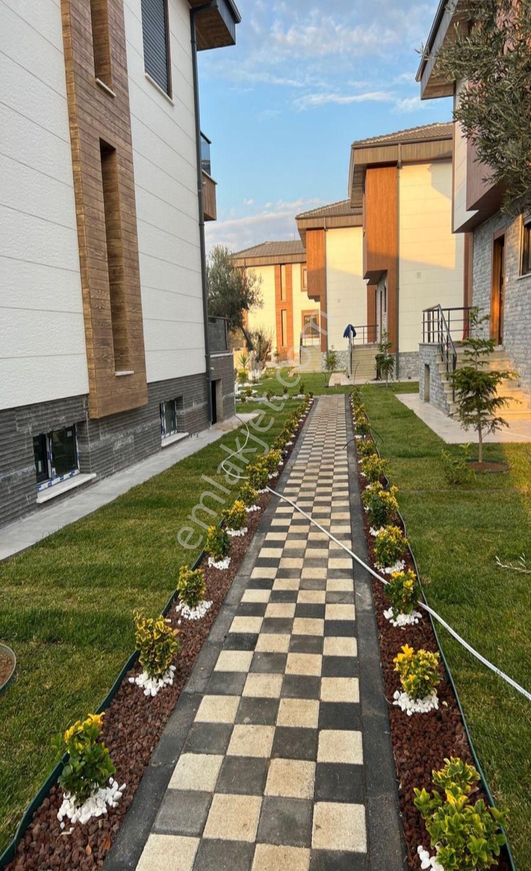 Taş Emlak'tan Çamlıkta Site İçinde Sıfır Villa - Görsel 11