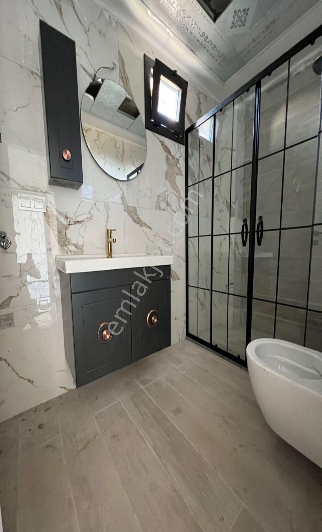 Taş Emlak'tan Çamlıkta Site İçinde Sıfır Villa - Görsel 22