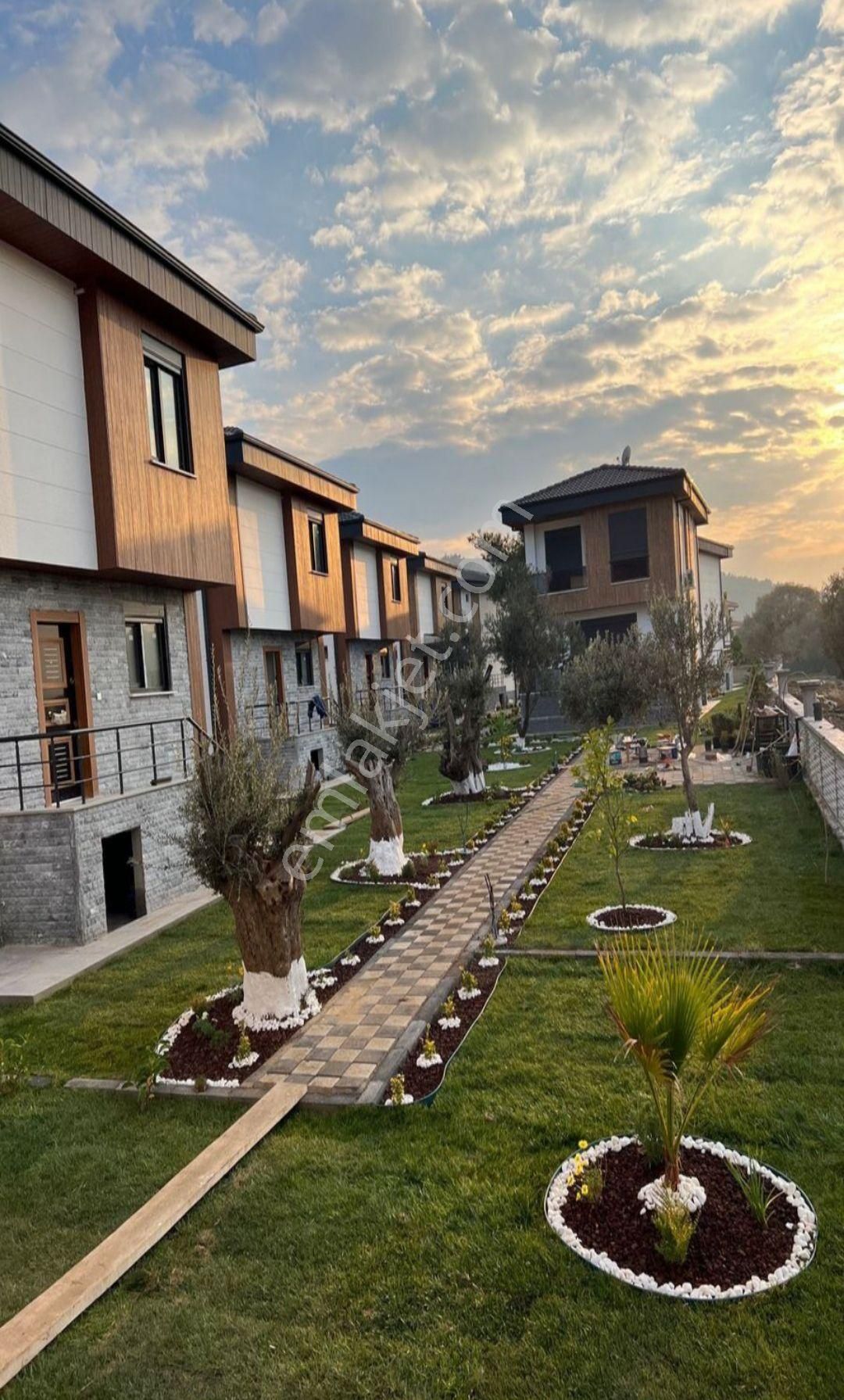 Taş Emlak'tan Çamlıkta Site İçinde Sıfır Villa - Görsel 6