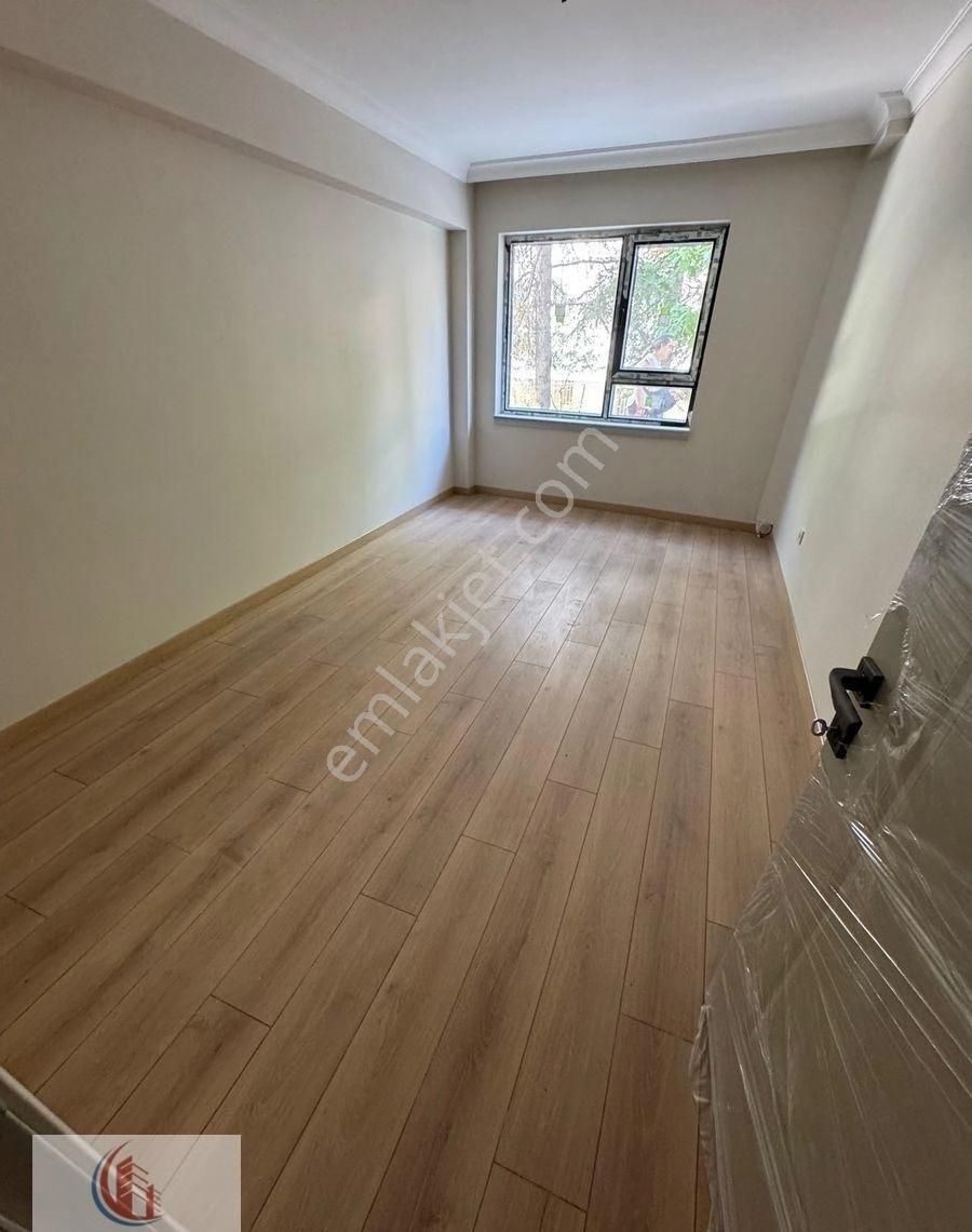 Anıttepede 2+1 Ön Giriş Yeni Bina 7 Milyon 500 Bin Tl Vansudan - Görsel 27