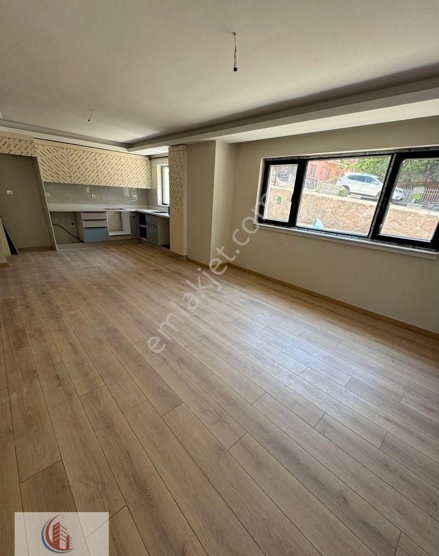 Anıttepede 2+1 Ön Giriş Yeni Bina 7 Milyon 500 Bin Tl Vansudan - Görsel 22