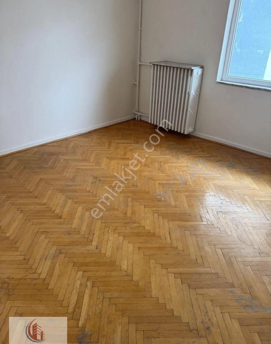 Bahçelide 3+1 Merkezi 3.katta 7.caddeye Yakın 35 Bin Tl - Görsel 33