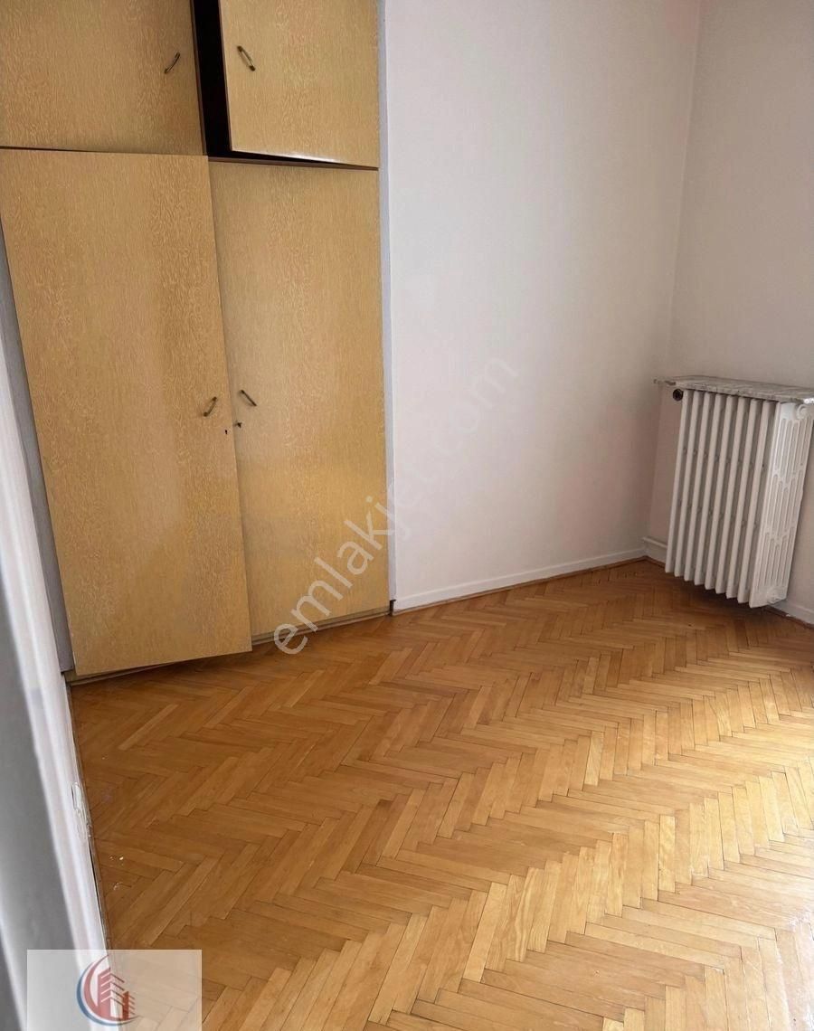 Bahçelide 3+1 Merkezi 3.katta 7.caddeye Yakın 35 Bin Tl - Görsel 23