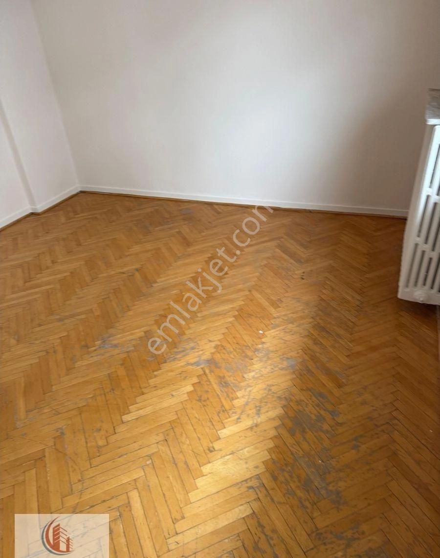 Bahçelide 3+1 Merkezi 3.katta 7.caddeye Yakın 35 Bin Tl - Görsel 9