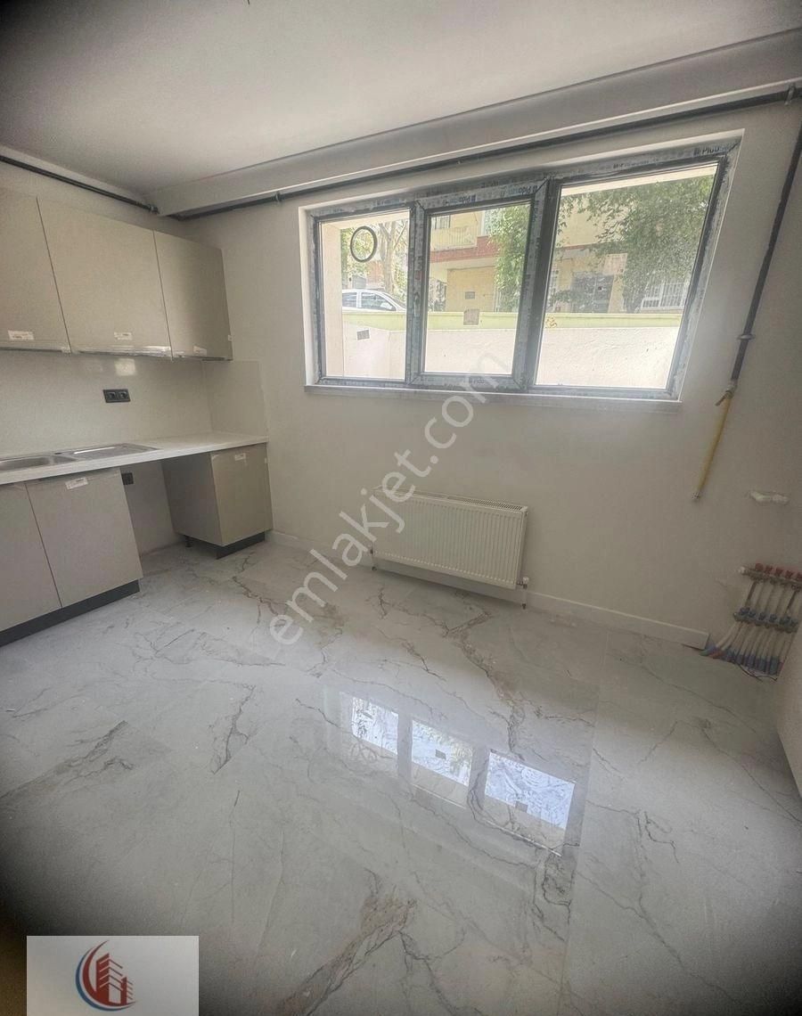 Bahçelide Yeni Bina 2+1 Bahçe Katı Teraslı 6 Milyon 950 Bin Tl Cansudan - Görsel 6