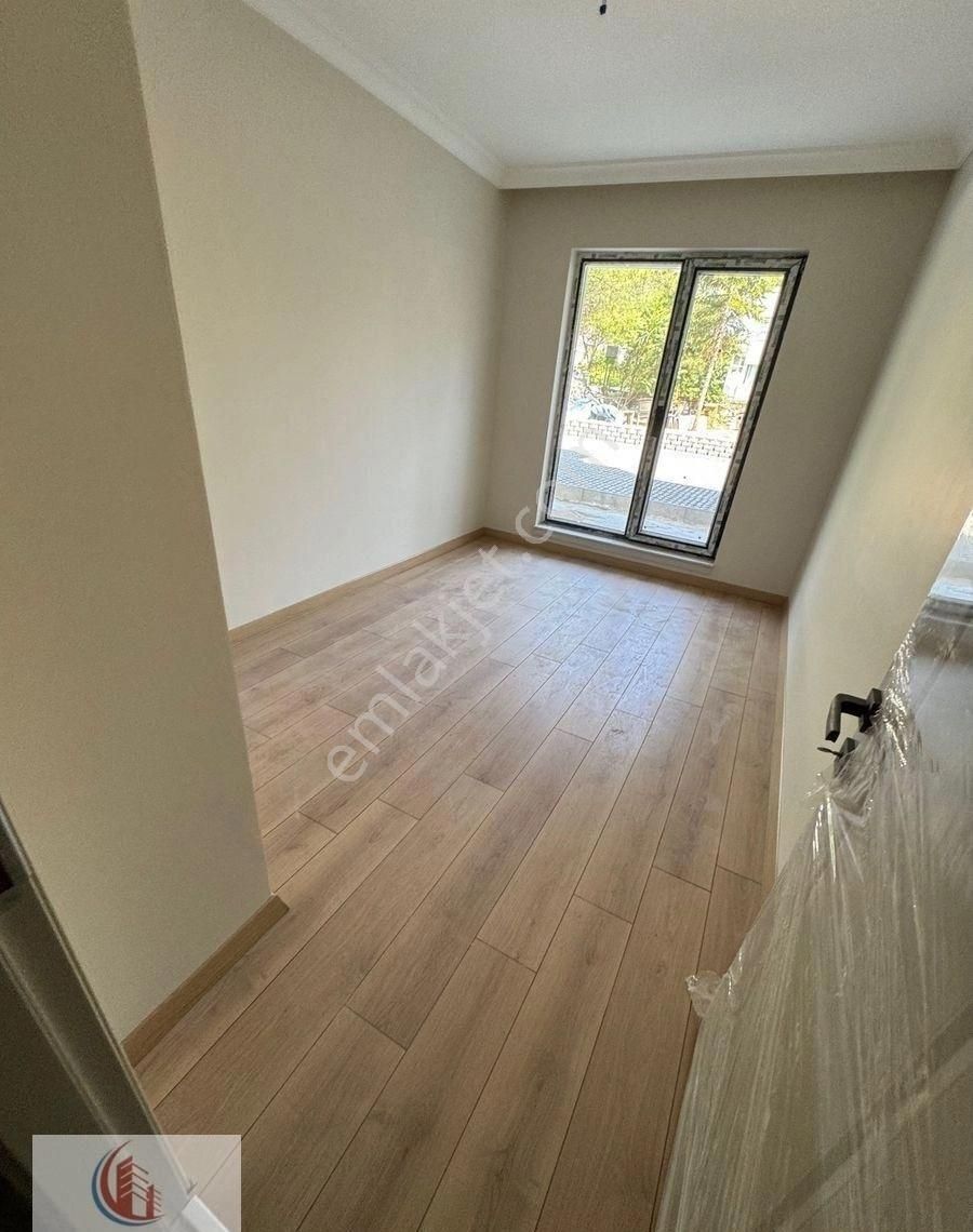 Anıttepede 1+1 Giriş Yeni Bina 5 Milyon 500 Bin Tl Cansudan - Görsel 30