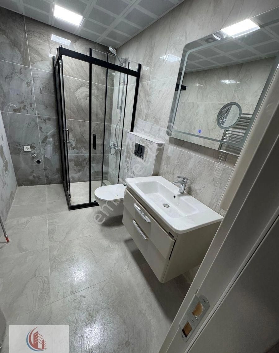 Anıttepede 1+1 Giriş Yeni Bina 5 Milyon 500 Bin Tl Cansudan - Görsel 11