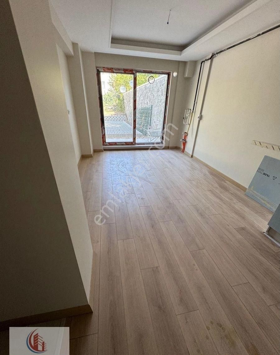 Anıttepede 1+1 Giriş Yeni Bina 5 Milyon 500 Bin Tl Cansudan - Görsel 23