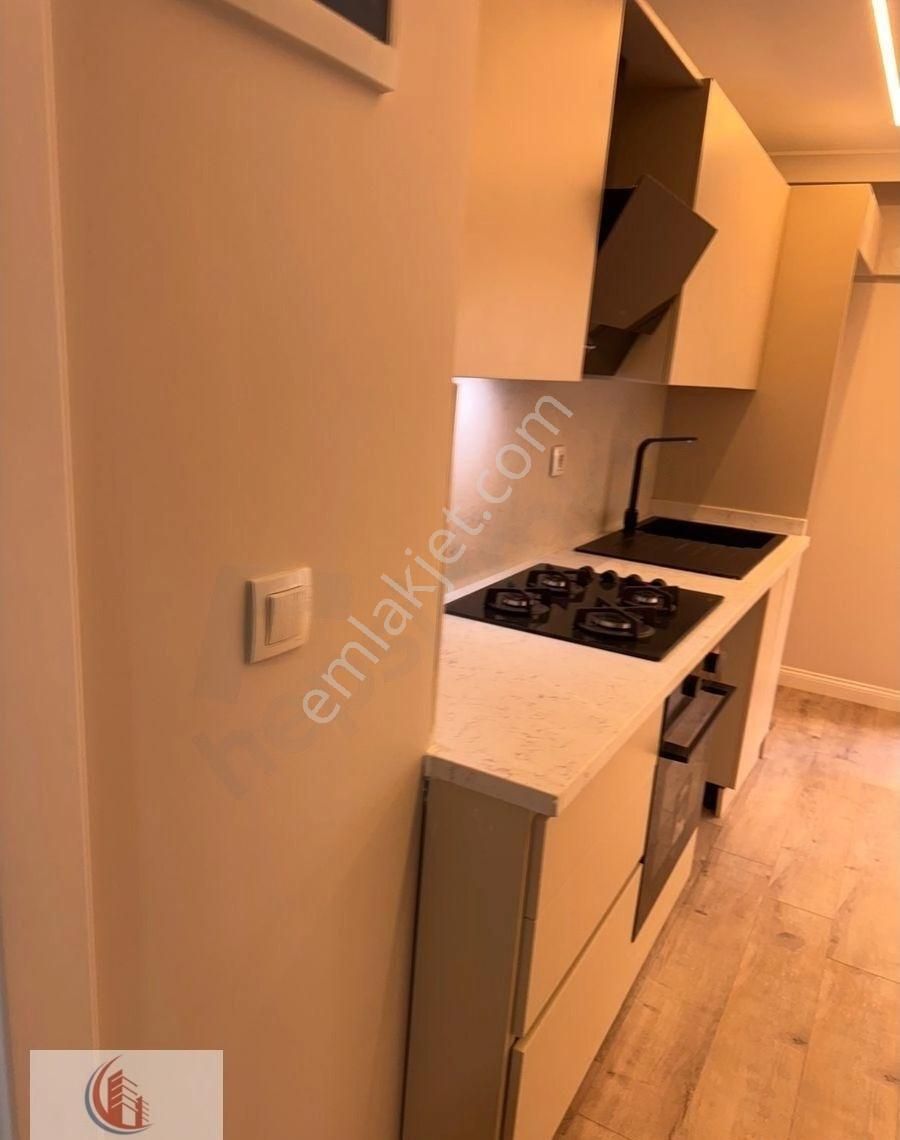 Bahçelide Yeni Bina Bahçe Katı Teras Kullanımlı Köşe Bina 1+1 6 Milyon 750 Bin Tl - Görsel 7