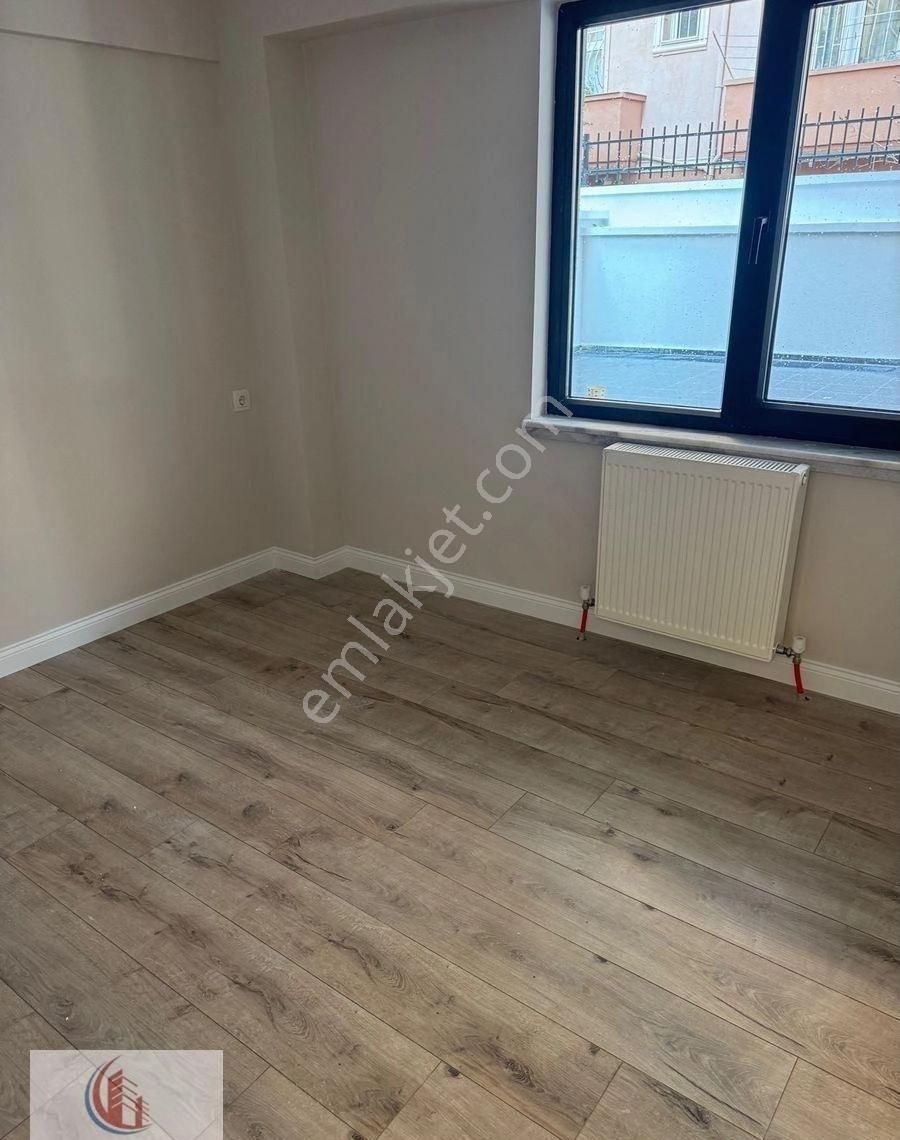 Bahçelide Yeni Bina Bahçe Katı Teras Kullanımlı Köşe Bina 1+1 6 Milyon 750 Bin Tl - Görsel 23