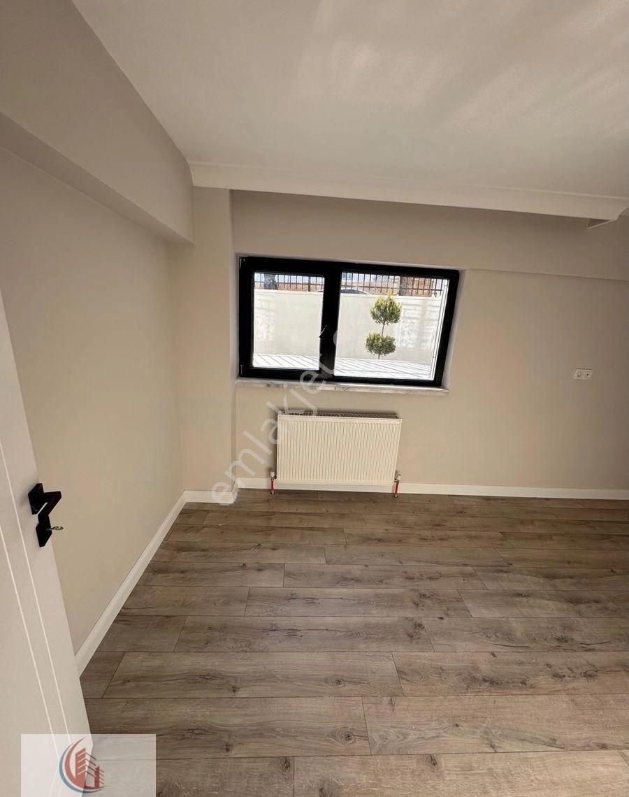 Bahçelide Köşe Bina 2+1 Yeni Bina Bahçekatı 9 Milyon - Görsel 22