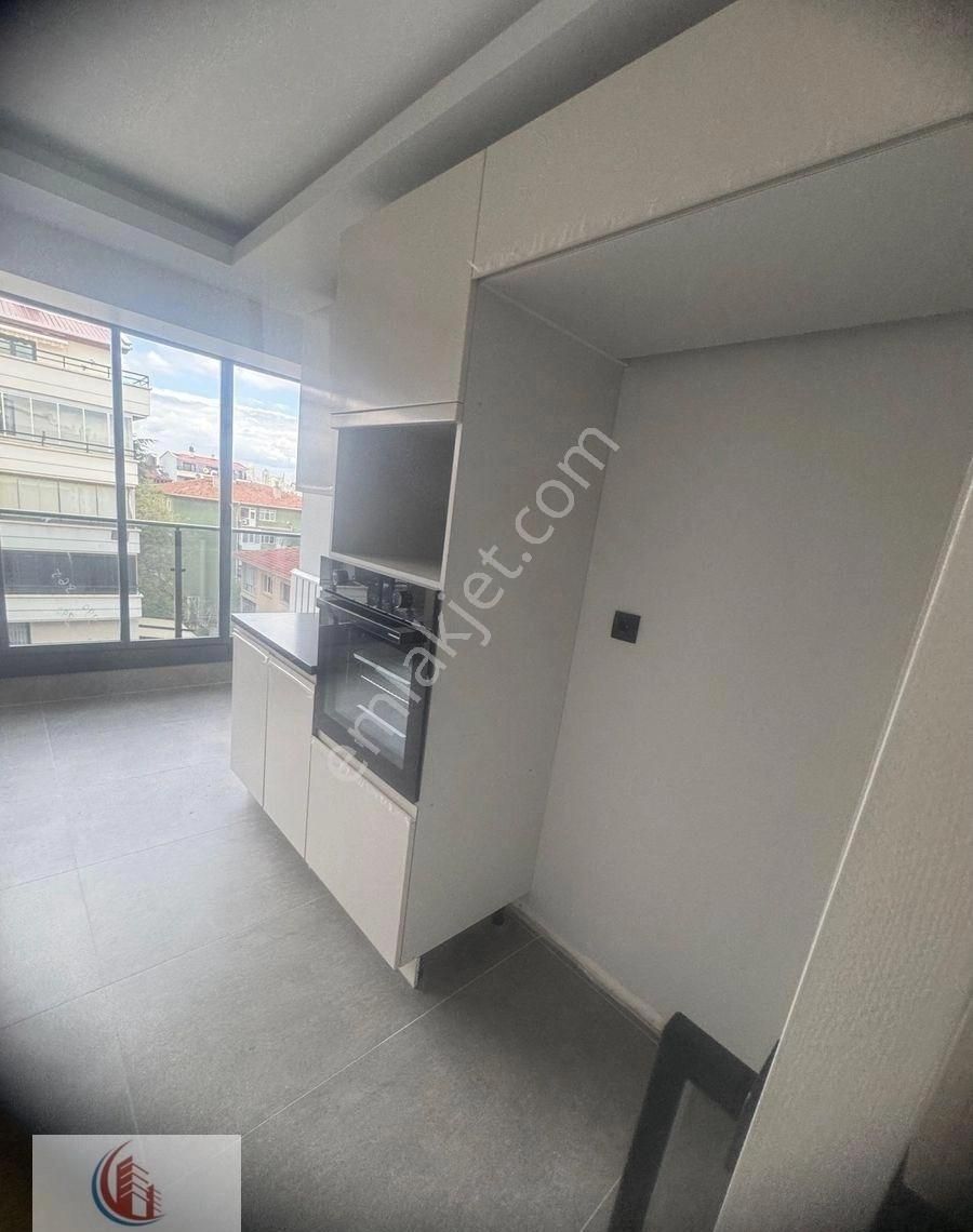 Bahçelide 4+1 Yeni Bina Teraslı Buleks Anıtkabir Manzaralı 13 Milyon 500 Bin Tl Cansudan - Görsel 8