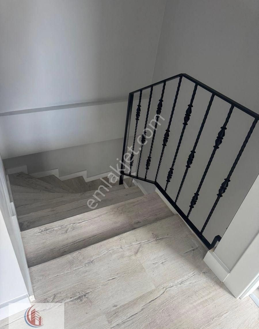 Bahçelide 4+1 Yeni Bina Teraslı Buleks Anıtkabir Manzaralı 13 Milyon 500 Bin Tl Cansudan - Görsel 33