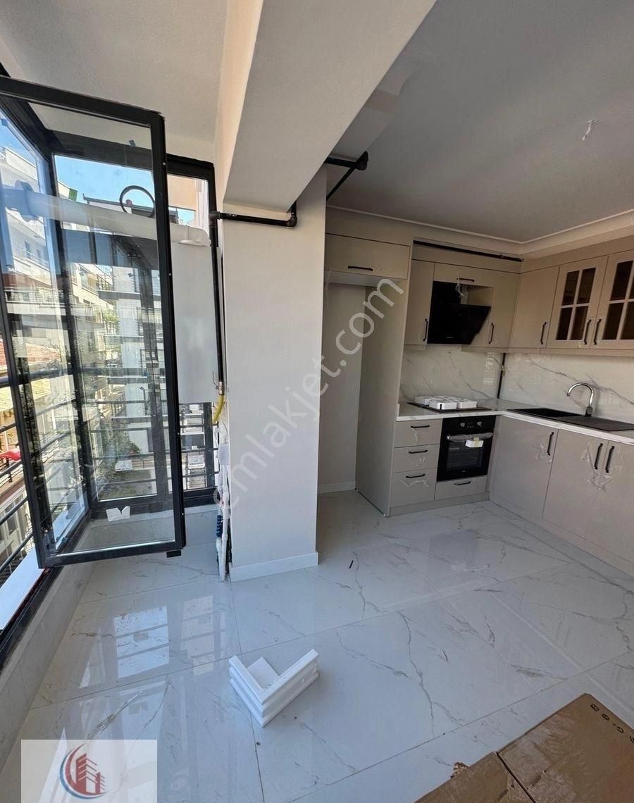 Emekte Yeni Bina 4+1 Ön Cephe Teraslı Dubleks 14 Milyon 500 Bin Tl - Görsel 3