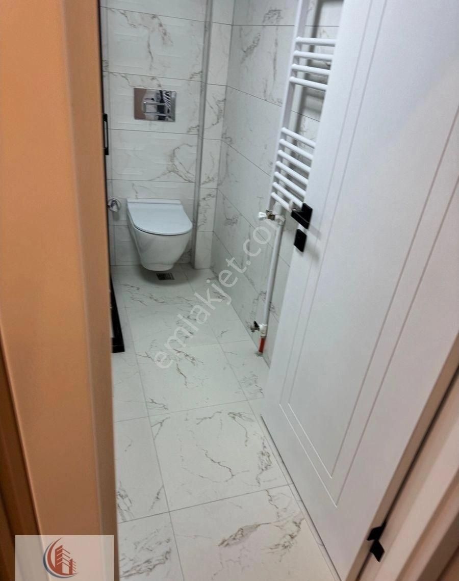 Bahçelide Yeni Bina Teras Kullanımlı 1+1 Bahçe Katı 6 Milyon 750 Bin Tl - Görsel 23