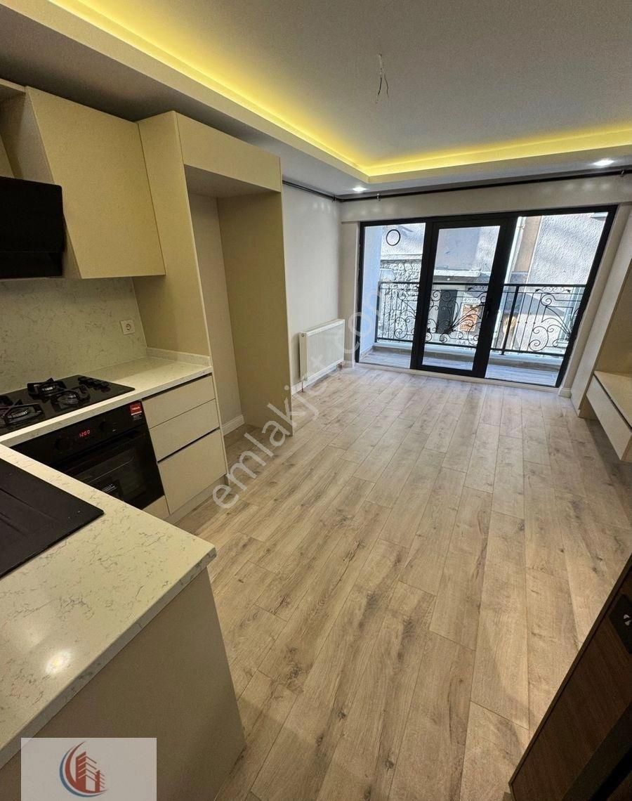 Bahçelide 1+1 Yüksek Giriş Yeni Bina 7 Milyon