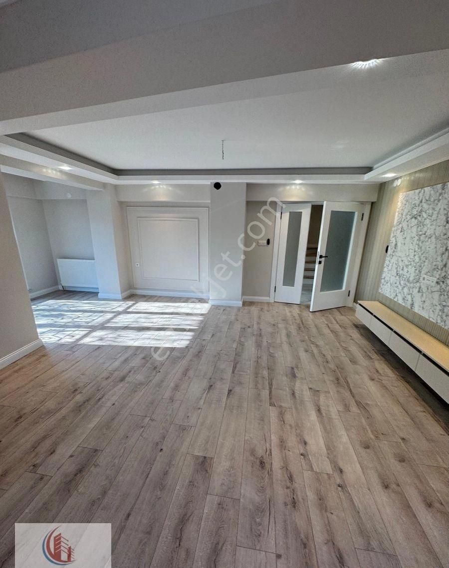 Bahçelide Yeni Bina Köşe 3+1 Teraslı Dubleks 18 Milyon Tl - Görsel 2