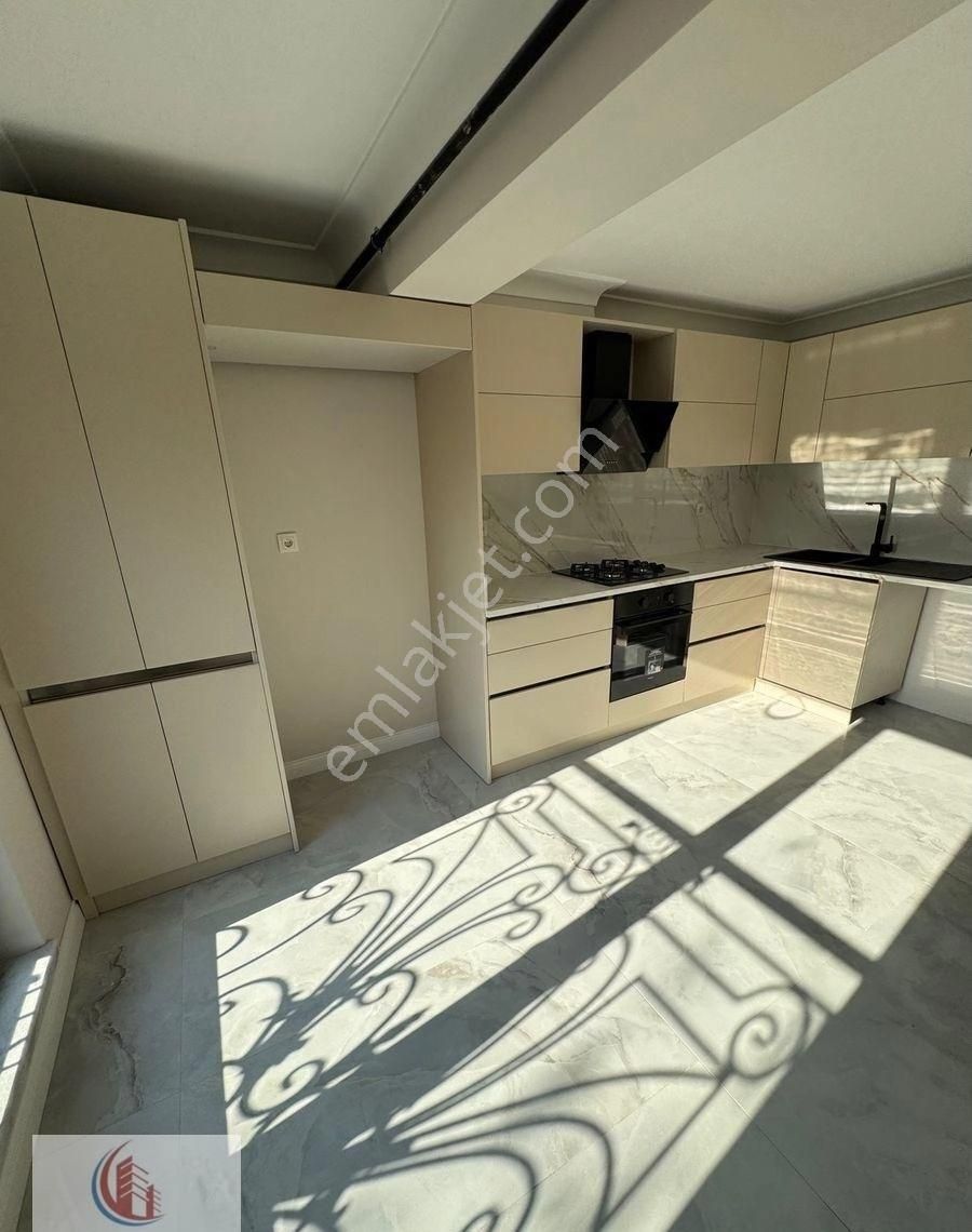 Bahçelide Yeni Bina Köşe 3+1 Teraslı Dubleks 18 Milyon Tl - Görsel 28