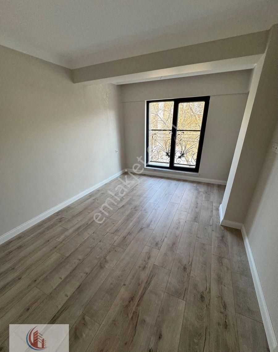 Bahçelide Yeni Bina Köşe 3+1 Teraslı Dubleks 18 Milyon Tl - Görsel 3