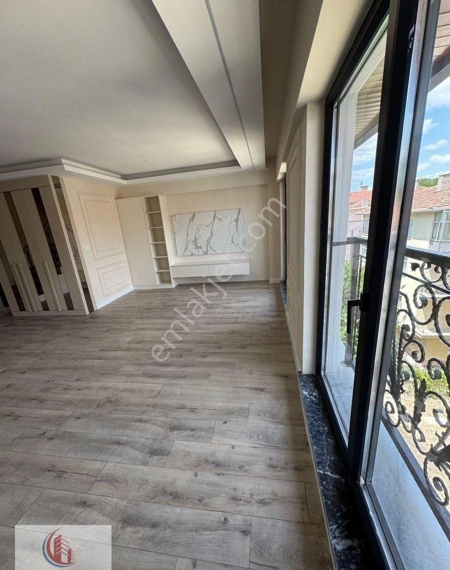 Bahçeli 7. Caddeye Yakın 3+1 Yeni Bina Teraslı Dubleks 14 Milyon Tl Cansudan - Görsel 5