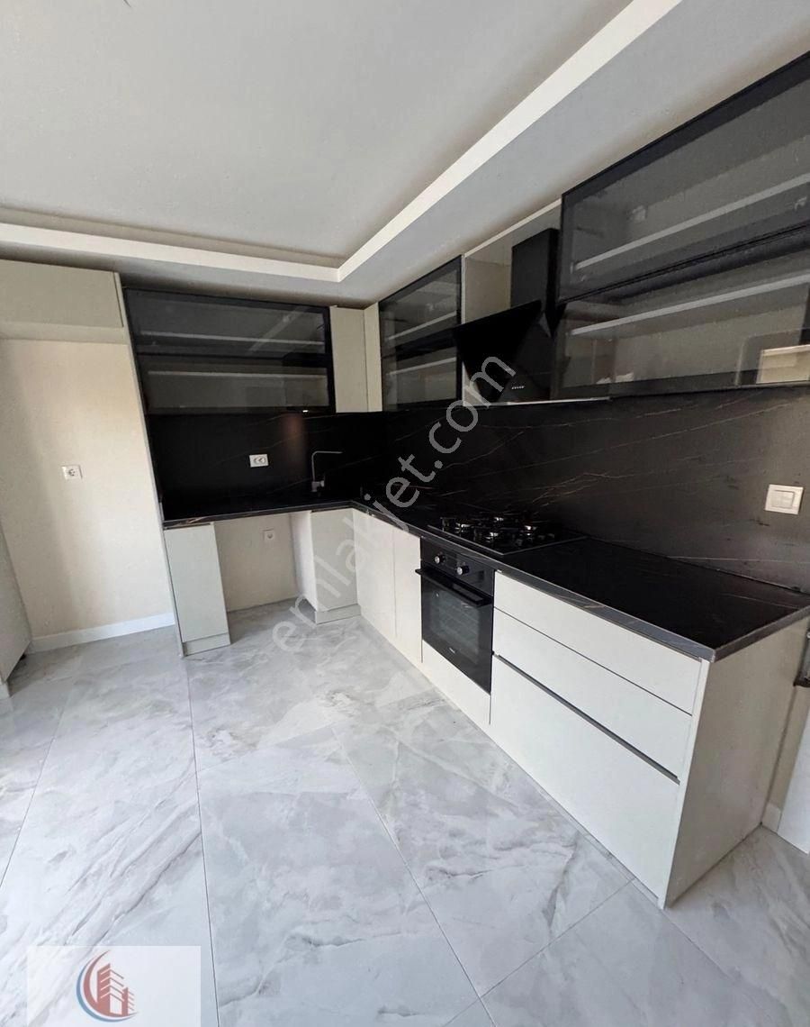 Bahçeli 7. Caddeye Yakın 3+1 Yeni Bina Teraslı Dubleks 14 Milyon Tl Cansudan - Görsel 10