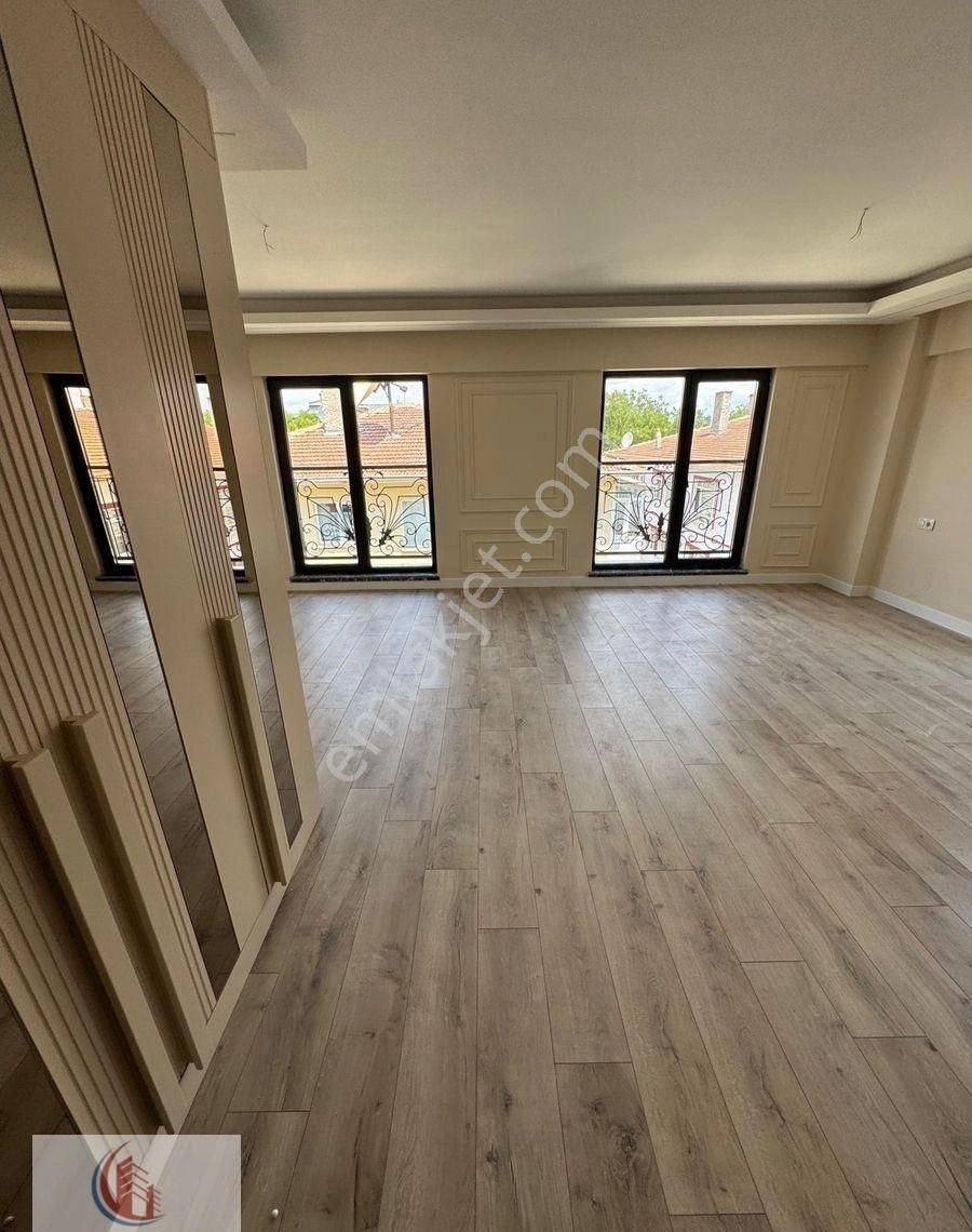 Bahçeli 7. Caddeye Yakın 3+1 Yeni Bina Teraslı Dubleks 14 Milyon Tl Cansudan