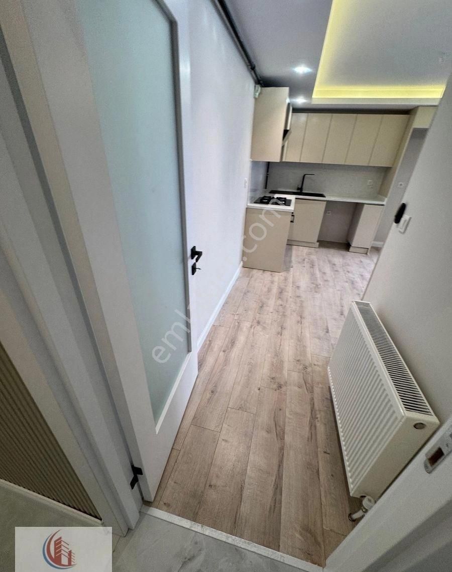 Bahçelide Yeni Sıfır Bina 1 + 1 Kat 2de 8 Milyon Tl - Görsel 16