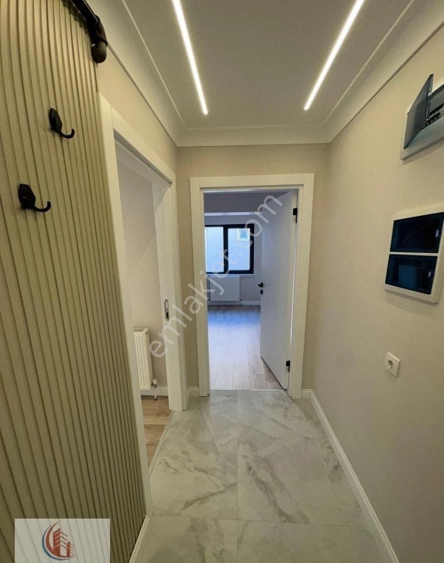 Bahçelide Yeni Sıfır Bina 1 + 1 Kat 2de 8 Milyon Tl - Görsel 21