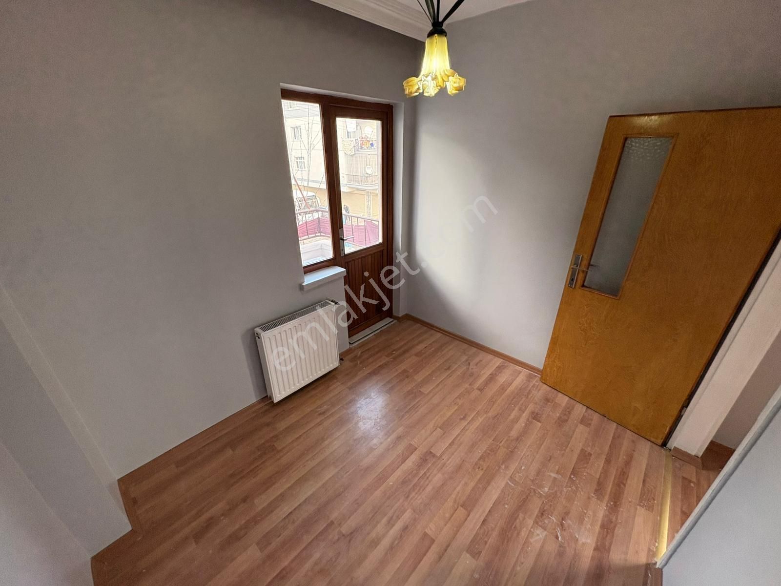 "sincan Merkeze Yürüme Mesafesinde Ara Katta Geniş M2'li Daire" - Görsel 17