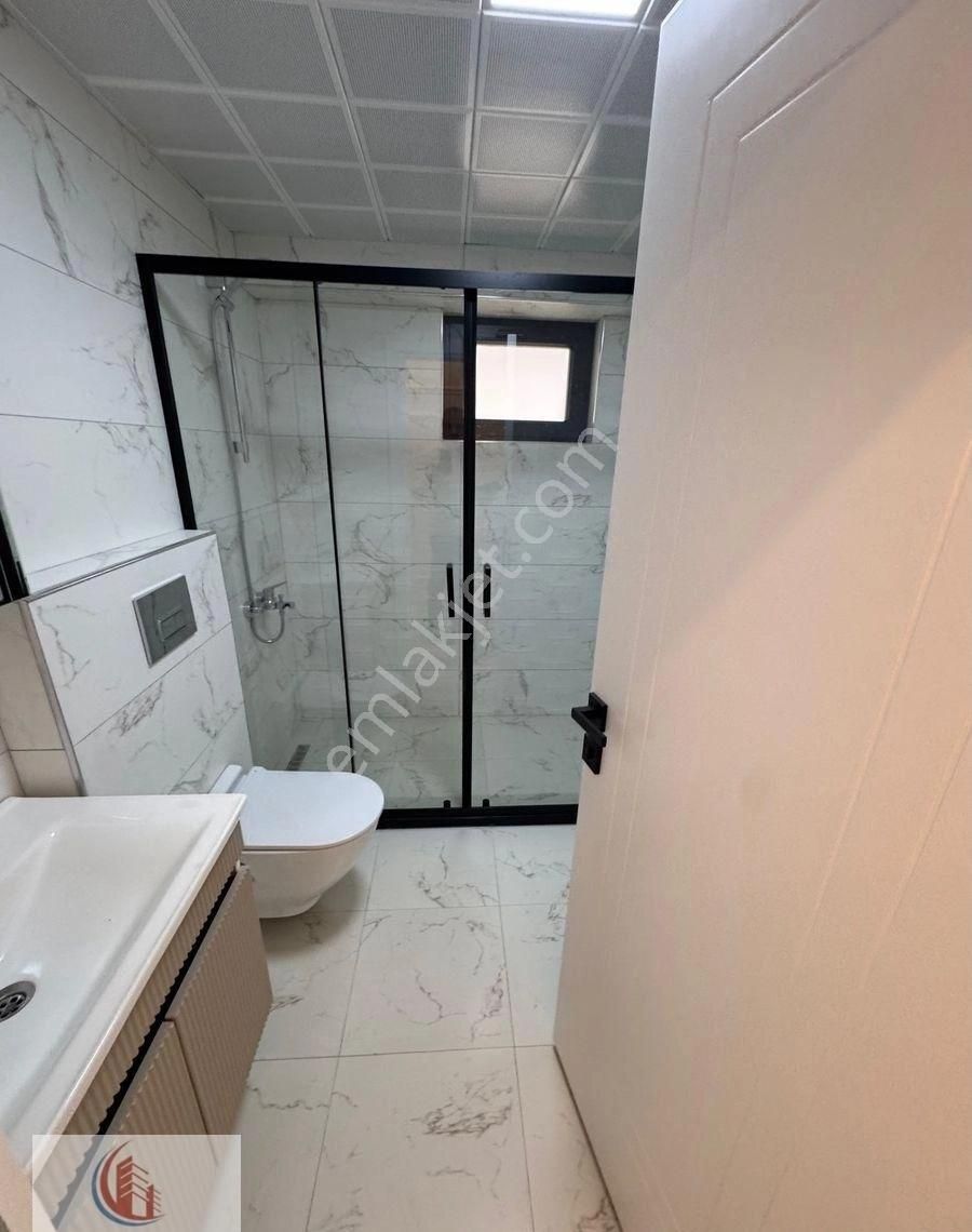 Bahçelide 2+1 Yeni Bina Köşe Teras Kullanımlı 9 Milyon Tl - Görsel 35