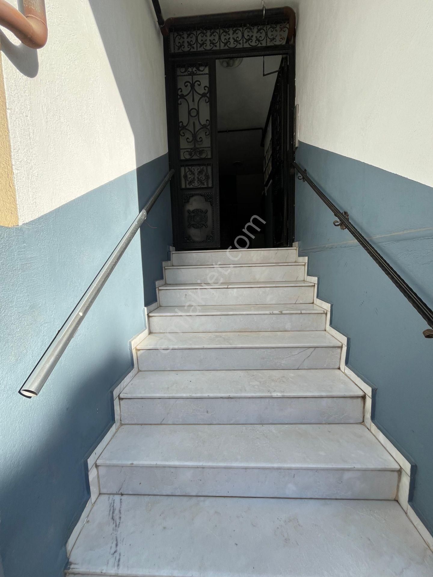 Seferihisar Hükümet Konağı Karşısı, Ebeveyn Banyolu, Doğalgazlı, Geniş 3+1 - Görsel 21