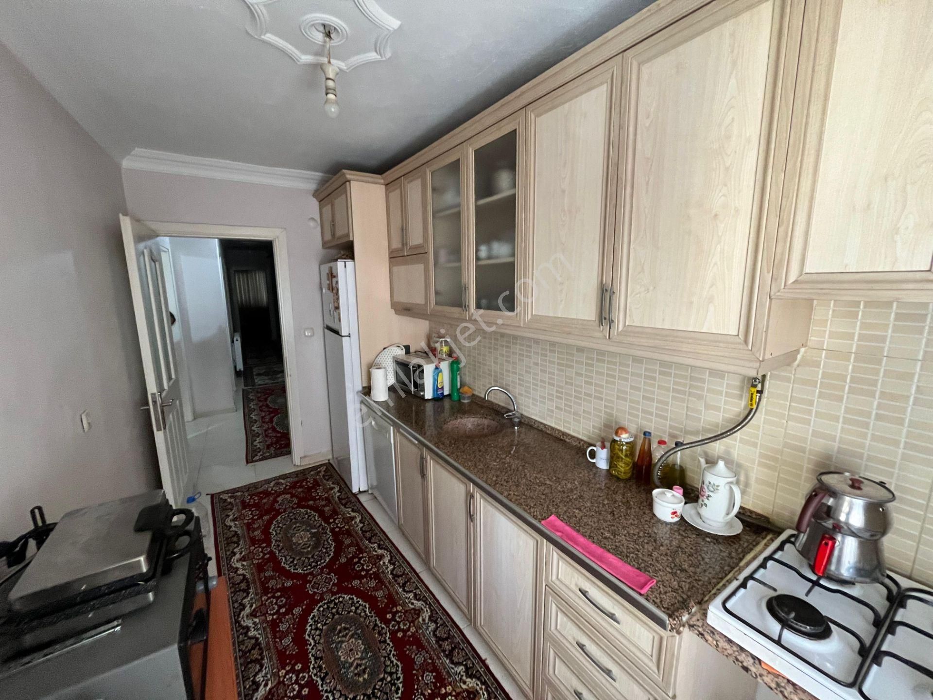 Seferihisar Hükümet Konağı Karşısı, Ebeveyn Banyolu, Doğalgazlı, Geniş 3+1 - Görsel 8