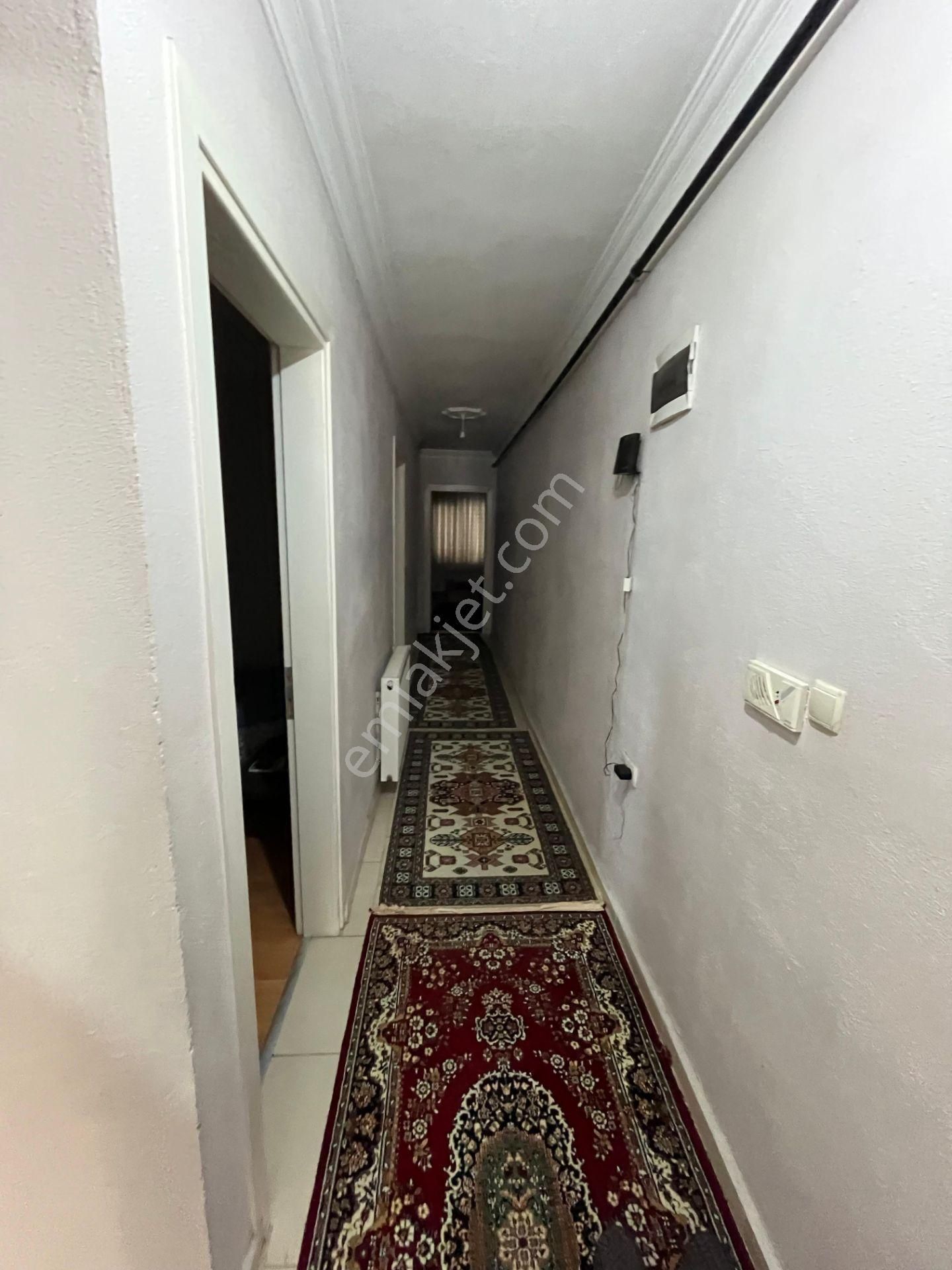 Seferihisar Hükümet Konağı Karşısı, Ebeveyn Banyolu, Doğalgazlı, Geniş 3+1 - Görsel 5