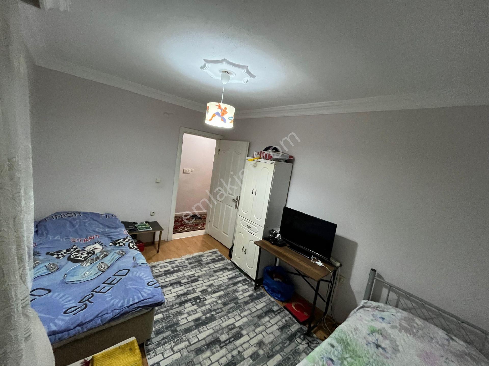 Seferihisar Hükümet Konağı Karşısı, Ebeveyn Banyolu, Doğalgazlı, Geniş 3+1 - Görsel 12