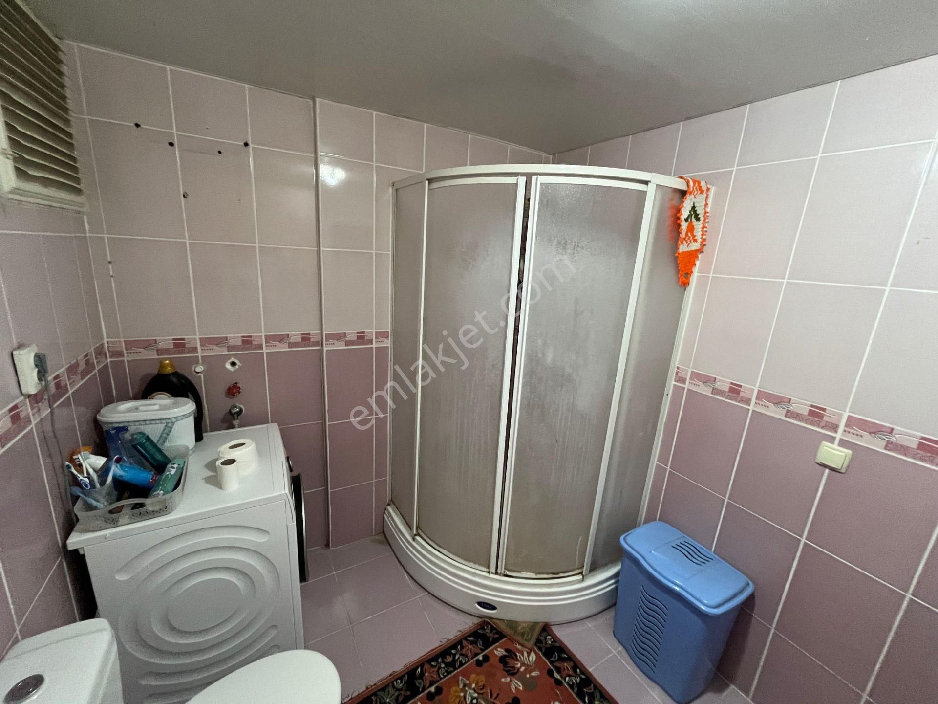 Seferihisar Hükümet Konağı Karşısı, Ebeveyn Banyolu, Doğalgazlı, Geniş 3+1 - Görsel 14